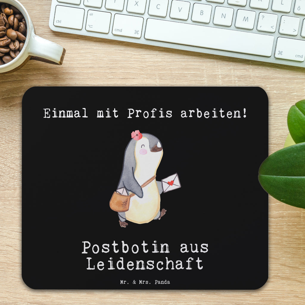 Mauspad Postbotin aus Leidenschaft Mousepad, Computer zubehör, Büroausstattung, PC Zubehör, Arbeitszimmer, Mauspad, Einzigartiges Mauspad, Designer Mauspad, Mausunterlage, Mauspad Büro, Beruf, Ausbildung, Jubiläum, Abschied, Rente, Kollege, Kollegin, Geschenk, Schenken, Arbeitskollege, Mitarbeiter, Firma, Danke, Dankeschön, Postbotin, Briefzustellerin, Briefträgerin, Postlerin