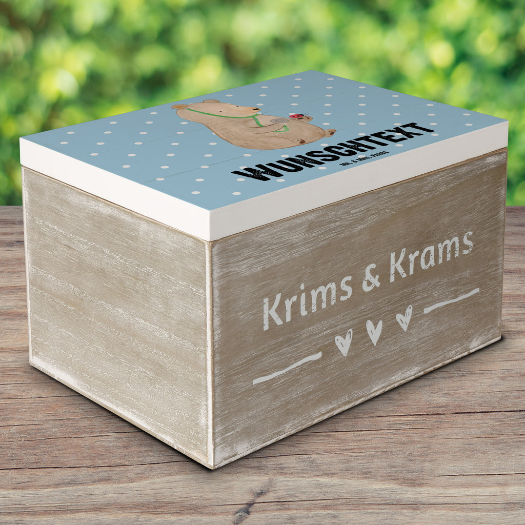 Personalisierte Holzkiste Bär Arzt Holzkiste mit Namen, Kiste mit Namen, Schatzkiste mit Namen, Truhe mit Namen, Schatulle mit Namen, Erinnerungsbox mit Namen, Erinnerungskiste, mit Namen, Dekokiste mit Namen, Aufbewahrungsbox mit Namen, Holzkiste Personalisiert, Kiste Personalisiert, Schatzkiste Personalisiert, Truhe Personalisiert, Schatulle Personalisiert, Erinnerungsbox Personalisiert, Erinnerungskiste Personalisiert, Dekokiste Personalisiert, Aufbewahrungsbox Personalisiert, Geschenkbox personalisiert, GEschenkdose personalisiert, Bär, Teddy, Teddybär, Arzt, Ärztin, Doktor, Professor, Doktorin, Professorin