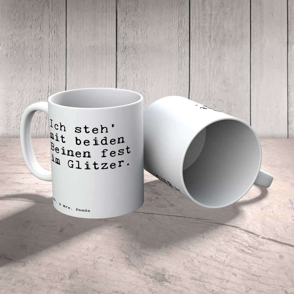 Tasse Sprüche und Zitate Ich steh' mit beiden Beinen fest im Glitzer. Tasse, Kaffeetasse, Teetasse, Becher, Kaffeebecher, Teebecher, Keramiktasse, Porzellantasse, Büro Tasse, Geschenk Tasse, Tasse Sprüche, Tasse Motive, Kaffeetassen, Tasse bedrucken, Designer Tasse, Cappuccino Tassen, Schöne Teetassen, Spruch, Sprüche, lustige Sprüche, Weisheiten, Zitate, Spruch Geschenke, Spruch Sprüche Weisheiten Zitate Lustig Weisheit Worte