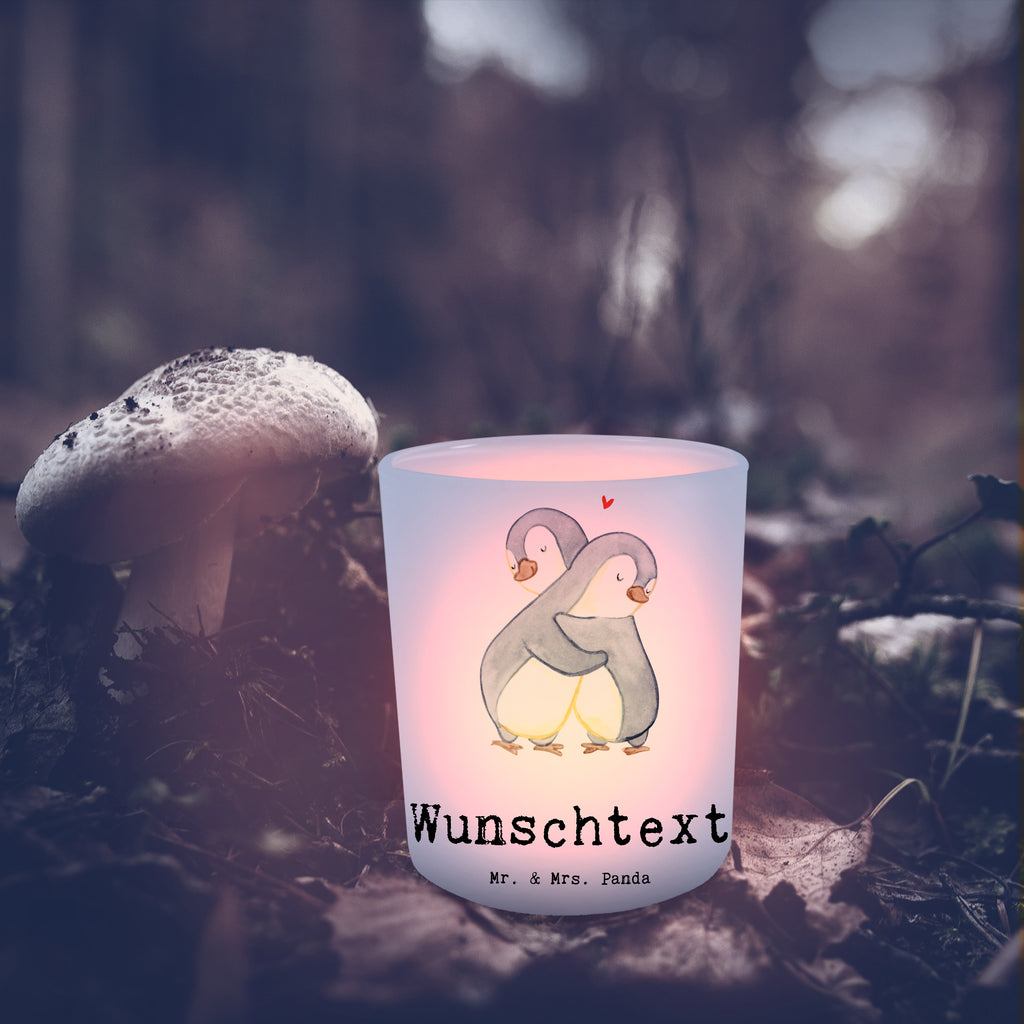 Personalisiertes Windlicht Pinguin Beste Halbschwester der Welt Personalisiertes Windlicht, Personalisiertes Windlicht Glas, Personalisiertes Teelichtglas, Personalisierter Teelichthalter, Personalisiertes Kerzenglas, Personalisierte Kerze, Personalisiertes Teelicht, Windlicht mit Namen, Windlicht Glas mit Namen, Teelichtglas mit Namen, Teelichthalter mit Namen, Teelichter mit Namen, Kerzenglas mit Namen, Kerze mit Namen, Teelicht mit Namen, Namenspersonalisierung, Name, selbst gestalten, Wunschtext, Bedrucken, für, Dankeschön, Geschenk, Schenken, Geburtstag, Geburtstagsgeschenk, Geschenkidee, Danke, Bedanken, Mitbringsel, Freude machen, Geschenktipp, Halbschwester, Stiefschwester, Stiefgeschwister, Schwestern, Schwester, Geschwister, Schwesterherz, Sister, Familie, Kleinigkeit, Beste, Tochter, Liebe, Kinder