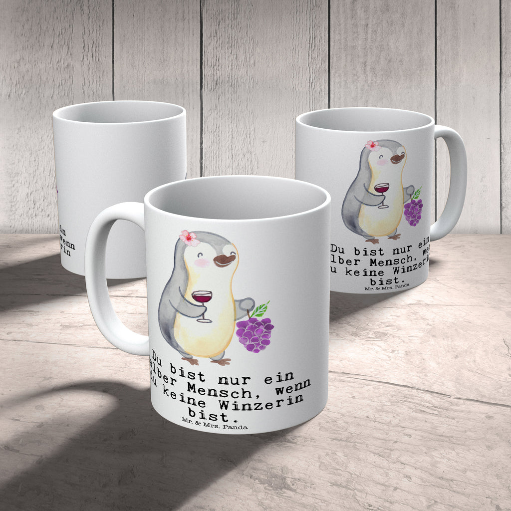 Tasse Winzerin mit Herz Tasse, Kaffeetasse, Teetasse, Becher, Kaffeebecher, Teebecher, Keramiktasse, Porzellantasse, Büro Tasse, Geschenk Tasse, Tasse Sprüche, Tasse Motive, Kaffeetassen, Tasse bedrucken, Designer Tasse, Cappuccino Tassen, Schöne Teetassen, Beruf, Ausbildung, Jubiläum, Abschied, Rente, Kollege, Kollegin, Geschenk, Schenken, Arbeitskollege, Mitarbeiter, Firma, Danke, Dankeschön