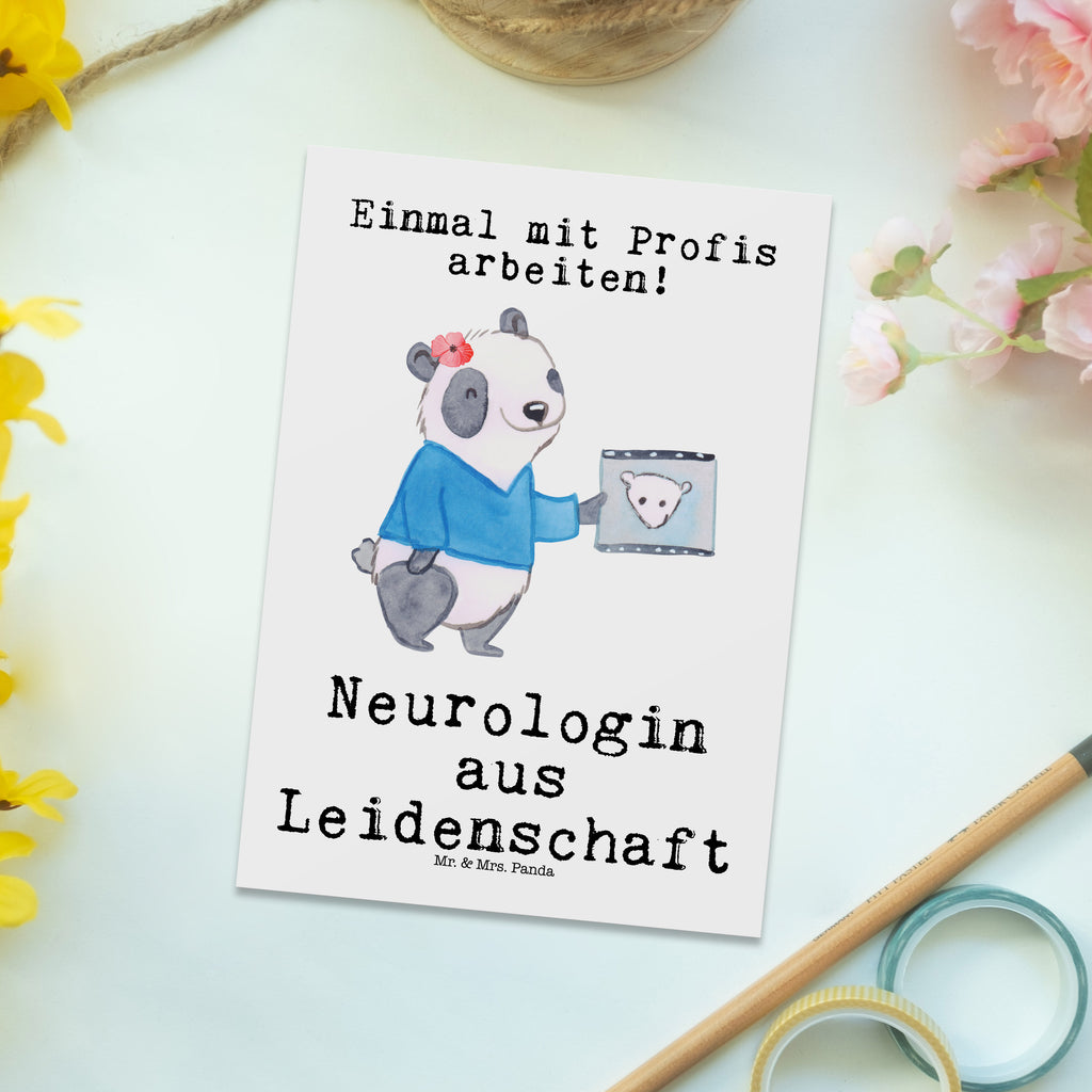 Postkarte Neurologin aus Leidenschaft Postkarte, Karte, Geschenkkarte, Grußkarte, Einladung, Ansichtskarte, Geburtstagskarte, Einladungskarte, Dankeskarte, Ansichtskarten, Einladung Geburtstag, Einladungskarten Geburtstag, Beruf, Ausbildung, Jubiläum, Abschied, Rente, Kollege, Kollegin, Geschenk, Schenken, Arbeitskollege, Mitarbeiter, Firma, Danke, Dankeschön, Neurologin, Neurologie, Mediziner, Medizinstudium