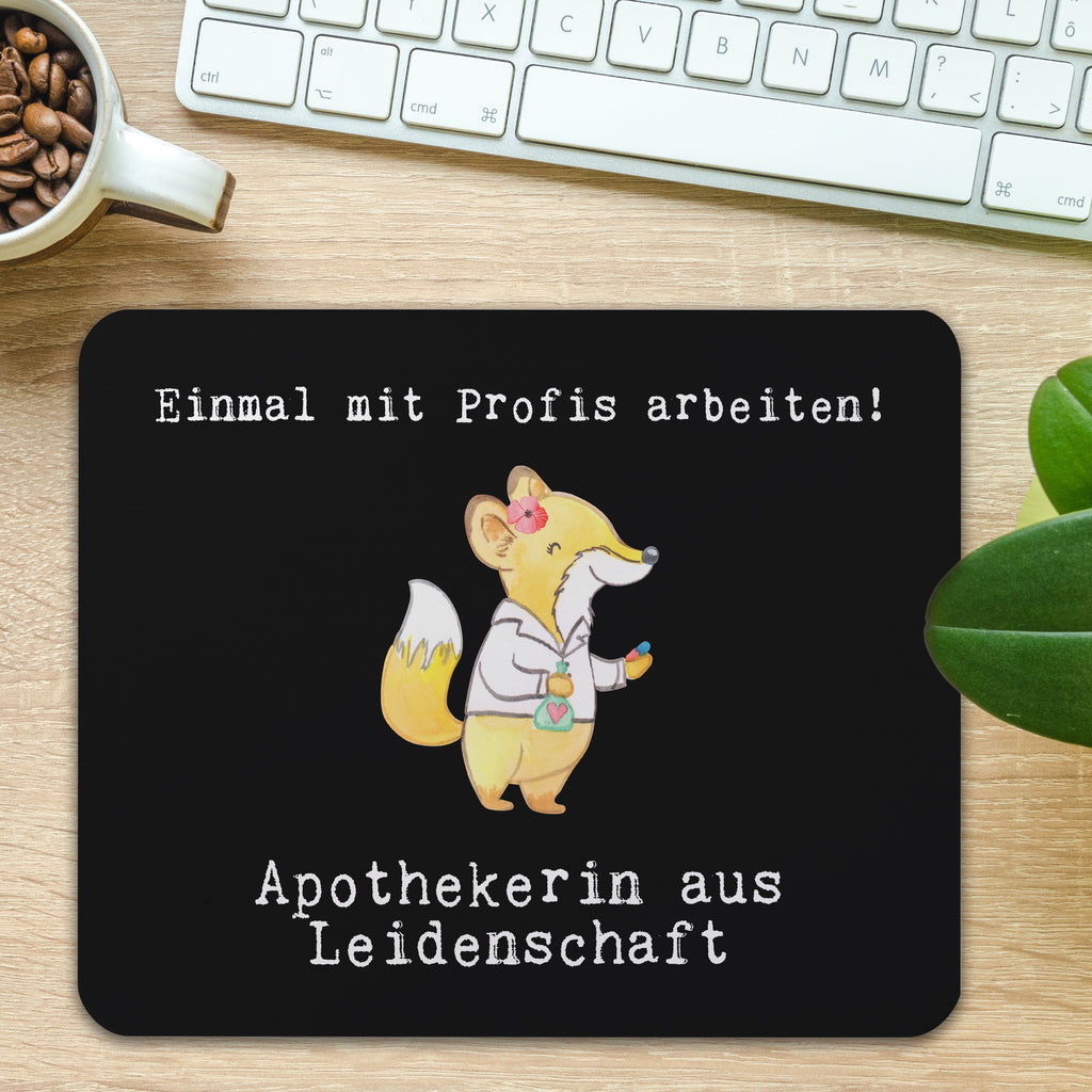 Mauspad Apothekerin aus Leidenschaft Mousepad, Computer zubehör, Büroausstattung, PC Zubehör, Arbeitszimmer, Mauspad, Einzigartiges Mauspad, Designer Mauspad, Mausunterlage, Mauspad Büro, Beruf, Ausbildung, Jubiläum, Abschied, Rente, Kollege, Kollegin, Geschenk, Schenken, Arbeitskollege, Mitarbeiter, Firma, Danke, Dankeschön, Apothekerin, Pharmazie, Staatsexamen, Approbation, Eröffnung Apotheke