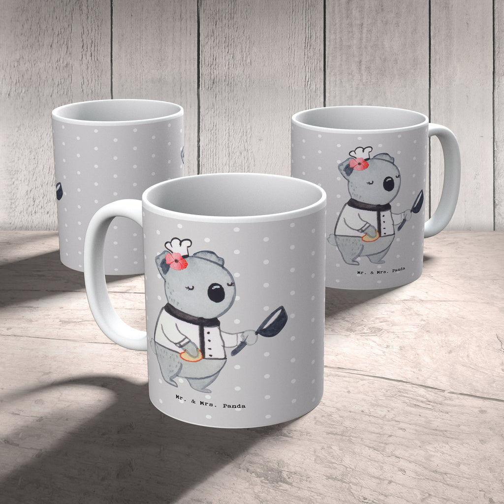 Tasse Beiköchin mit Herz Tasse, Kaffeetasse, Teetasse, Becher, Kaffeebecher, Teebecher, Keramiktasse, Porzellantasse, Büro Tasse, Geschenk Tasse, Tasse Sprüche, Tasse Motive, Kaffeetassen, Tasse bedrucken, Designer Tasse, Cappuccino Tassen, Schöne Teetassen, Beruf, Ausbildung, Jubiläum, Abschied, Rente, Kollege, Kollegin, Geschenk, Schenken, Arbeitskollege, Mitarbeiter, Firma, Danke, Dankeschön, Beiköchin, Spülhilfe, Hilfsköchin, Jungkoch, Küchenhilfe, Gastronomie, Restaurant, Köchin