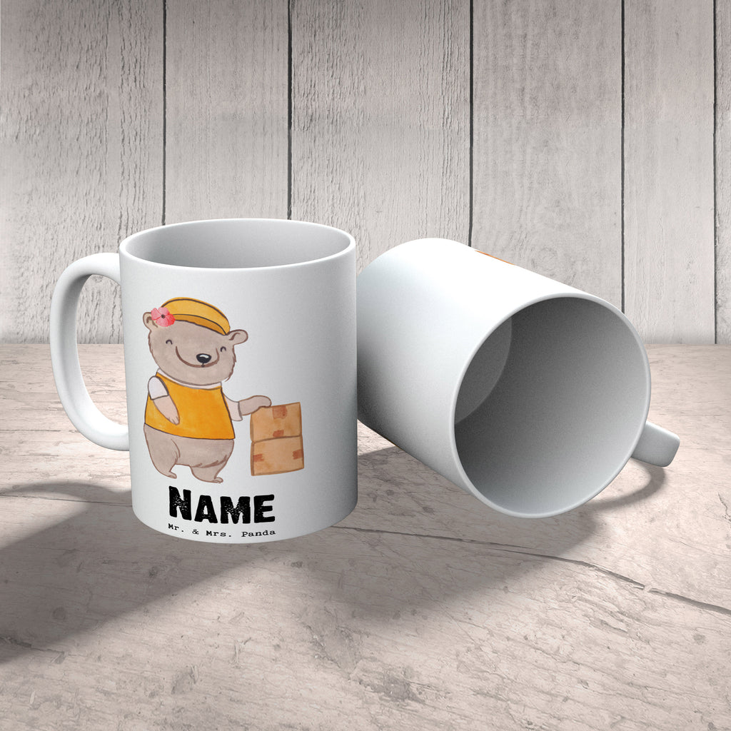 Personalisierte Tasse Paketzustellerin mit Herz Personalisierte Tasse, Namenstasse, Wunschname, Personalisiert, Tasse, Namen, Drucken, Tasse mit Namen, Beruf, Ausbildung, Jubiläum, Abschied, Rente, Kollege, Kollegin, Geschenk, Schenken, Arbeitskollege, Mitarbeiter, Firma, Danke, Dankeschön, Paketzustellerin, Paketbotin, Zustellservice Pakete