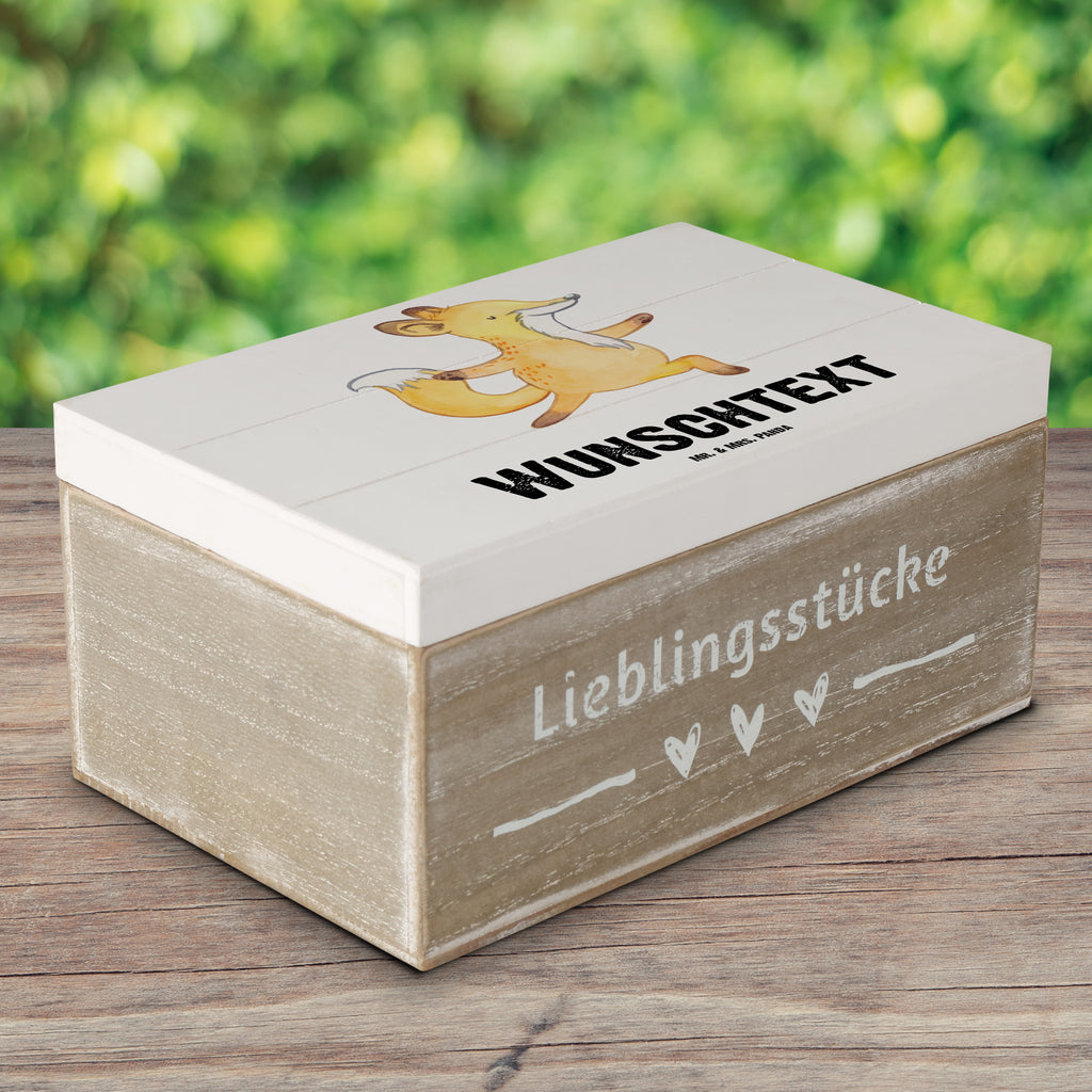 Personalisierte Holzkiste Auszubildender Herz Holzkiste mit Namen, Kiste mit Namen, Schatzkiste mit Namen, Truhe mit Namen, Schatulle mit Namen, Erinnerungsbox mit Namen, Erinnerungskiste, mit Namen, Dekokiste mit Namen, Aufbewahrungsbox mit Namen, Holzkiste Personalisiert, Kiste Personalisiert, Schatzkiste Personalisiert, Truhe Personalisiert, Schatulle Personalisiert, Erinnerungsbox Personalisiert, Erinnerungskiste Personalisiert, Dekokiste Personalisiert, Aufbewahrungsbox Personalisiert, Geschenkbox personalisiert, GEschenkdose personalisiert, Beruf, Ausbildung, Jubiläum, Abschied, Rente, Kollege, Kollegin, Geschenk, Schenken, Arbeitskollege, Mitarbeiter, Firma, Danke, Dankeschön, Auszubildender, Azubi, Ausbildungsbeginn, Abschlussprüfung, Beginn der Ausbildung, Glücksbringer zur Ausbildung, Preis