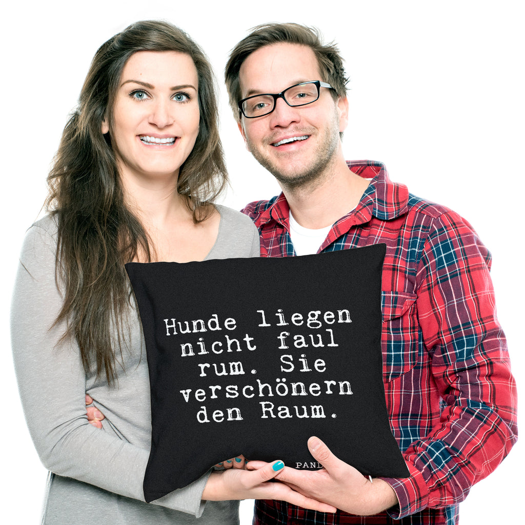 40x40 Kissen Fun Talk Hunde liegen nicht faul rum. Sie verschönern den Raum. Kissenhülle, Kopfkissen, Sofakissen, Dekokissen, Motivkissen, sofakissen, sitzkissen, Kissen, Kissenbezüge, Kissenbezug 40x40, Kissen 40x40, Kissenhülle 40x40, Zierkissen, Couchkissen, Dekokissen Sofa, Sofakissen 40x40, Dekokissen 40x40, Kopfkissen 40x40, Kissen 40x40 Waschbar, Spruch, Sprüche, lustige Sprüche, Weisheiten, Zitate, Spruch Geschenke, Glizer Spruch Sprüche Weisheiten Zitate Lustig Weisheit Worte