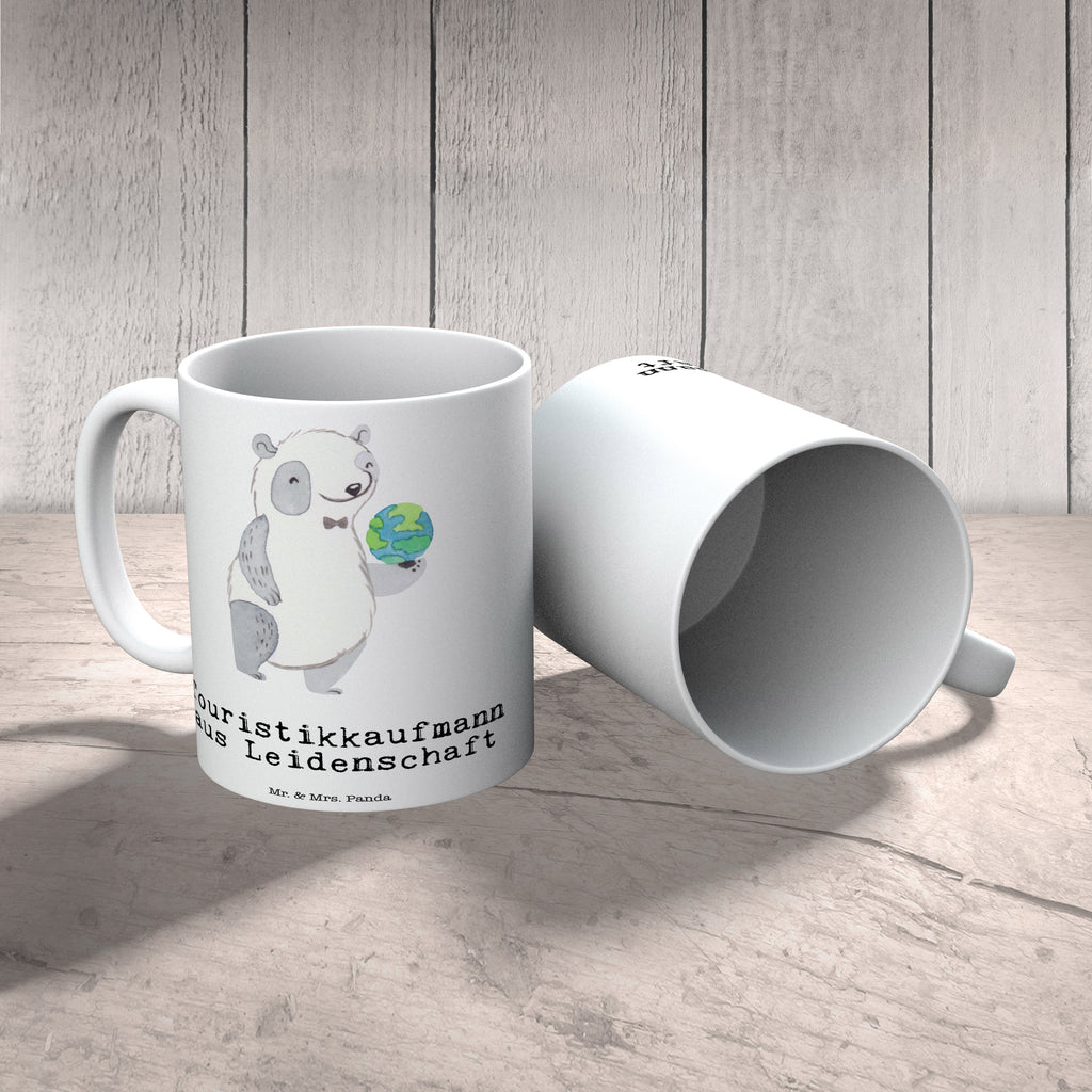 Tasse Touristikkaufmann aus Leidenschaft Tasse, Kaffeetasse, Teetasse, Becher, Kaffeebecher, Teebecher, Keramiktasse, Porzellantasse, Büro Tasse, Geschenk Tasse, Tasse Sprüche, Tasse Motive, Kaffeetassen, Tasse bedrucken, Designer Tasse, Cappuccino Tassen, Schöne Teetassen, Beruf, Ausbildung, Jubiläum, Abschied, Rente, Kollege, Kollegin, Geschenk, Schenken, Arbeitskollege, Mitarbeiter, Firma, Danke, Dankeschön