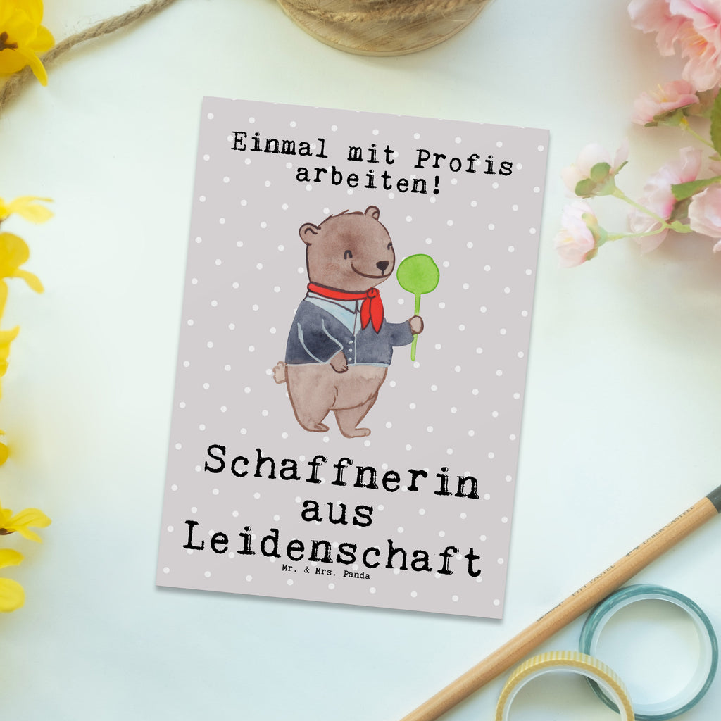 Postkarte Schaffnerin aus Leidenschaft Postkarte, Karte, Geschenkkarte, Grußkarte, Einladung, Ansichtskarte, Geburtstagskarte, Einladungskarte, Dankeskarte, Ansichtskarten, Einladung Geburtstag, Einladungskarten Geburtstag, Beruf, Ausbildung, Jubiläum, Abschied, Rente, Kollege, Kollegin, Geschenk, Schenken, Arbeitskollege, Mitarbeiter, Firma, Danke, Dankeschön