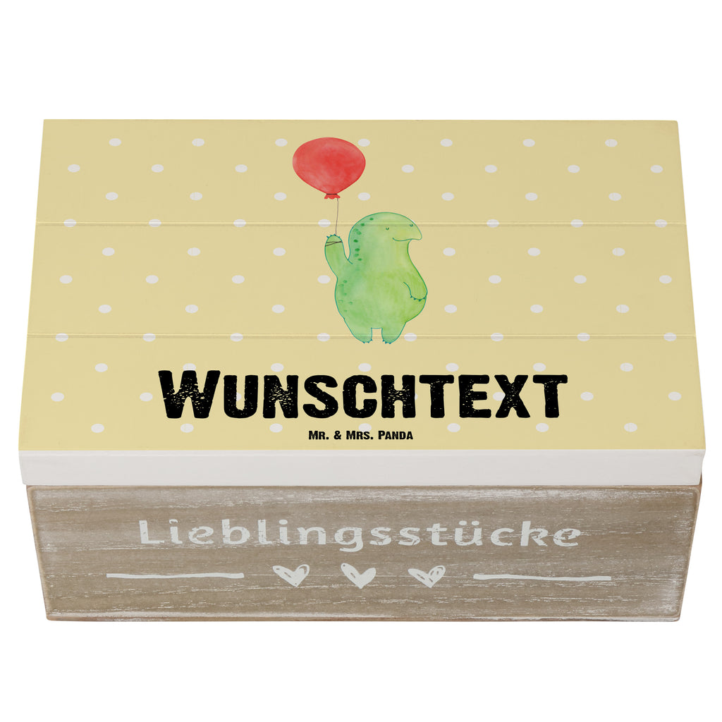 Personalisierte Holzkiste Schildkröte Luftballon Holzkiste mit Namen, Kiste mit Namen, Schatzkiste mit Namen, Truhe mit Namen, Schatulle mit Namen, Erinnerungsbox mit Namen, Erinnerungskiste, mit Namen, Dekokiste mit Namen, Aufbewahrungsbox mit Namen, Holzkiste Personalisiert, Kiste Personalisiert, Schatzkiste Personalisiert, Truhe Personalisiert, Schatulle Personalisiert, Erinnerungsbox Personalisiert, Erinnerungskiste Personalisiert, Dekokiste Personalisiert, Aufbewahrungsbox Personalisiert, Geschenkbox personalisiert, GEschenkdose personalisiert, Schildkröte, Schildkröten, Mutausbruch, Motivation, Motivationsspruch