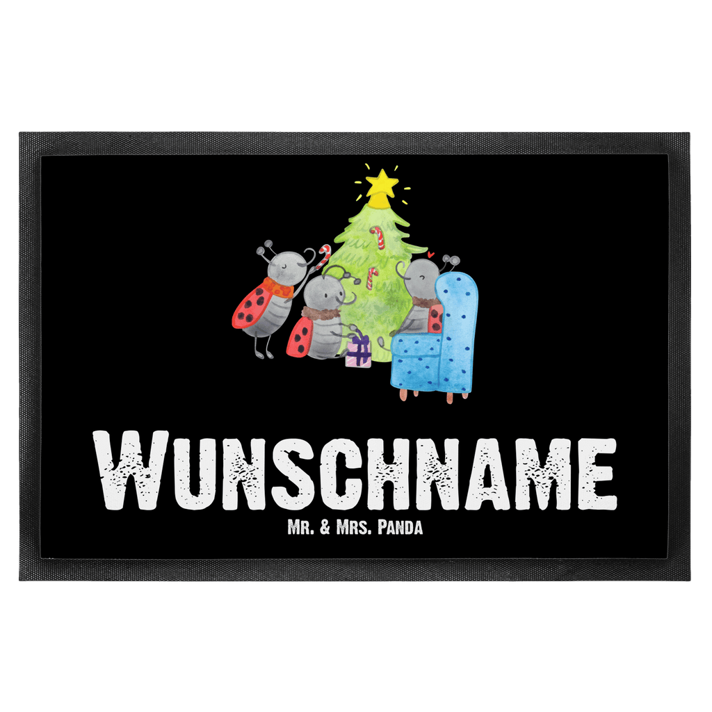 Personalisierte Fußmatte Weihnachten Smörle Personalisierte Fußmatte, Fußmatte mit Namen, Personalisieruung, Personalisiert, Fußmatte bedrucken, Türvorleger mit Namen, Haustürmatte personalisiert, Namensfussmatte, Wunschnamen, Bedrucken, Türvorleger personalisiert, Winter, Weihnachten, Weihnachtsdeko, Nikolaus, Advent, Heiligabend, Wintermotiv, Weihnachtsbaum, Geschenk, Pfefferminzstange, Tannennadeln