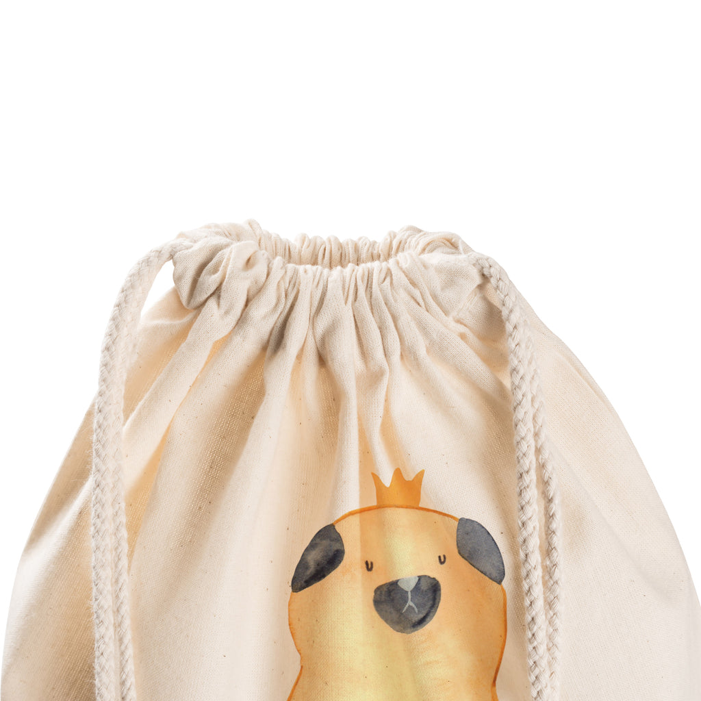 Sportbeutel Mops Krone Sportbeutel, Turnbeutel, Beutel, Sporttasche, Tasche, Stoffbeutel, Sportbeutel Kinder, Gymsack, Beutel Rucksack, Kleine Sporttasche, Sportzubehör, Turnbeutel Baumwolle, Hund, Hundemotiv, Haustier, Hunderasse, Tierliebhaber, Hundebesitzer, Sprüche, Mops, allergisch, kinderlos, Hausregel, Hundebesitzer. Spruch, lustig