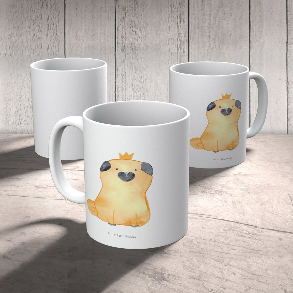 Kindertasse Mops Krone Kindertasse, Kinder Tasse, Kunststoff Tasse, Kindergarten Tasse, Trinkbecher, Camping Becher, Kaffeetasse, Kunststoffbecher, Kindergartenbecher, Outdoorgeschirr, Kunststoffgeschirr, Reisebecher, Reisetasse, Kinderbecher, Bruchfeste Tasse, Bruchsichere Tasse, Plastik Tasse, Plastiktasse, Hund, Hundemotiv, Haustier, Hunderasse, Tierliebhaber, Hundebesitzer, Sprüche, Mops, allergisch, kinderlos, Hausregel, Hundebesitzer. Spruch, lustig