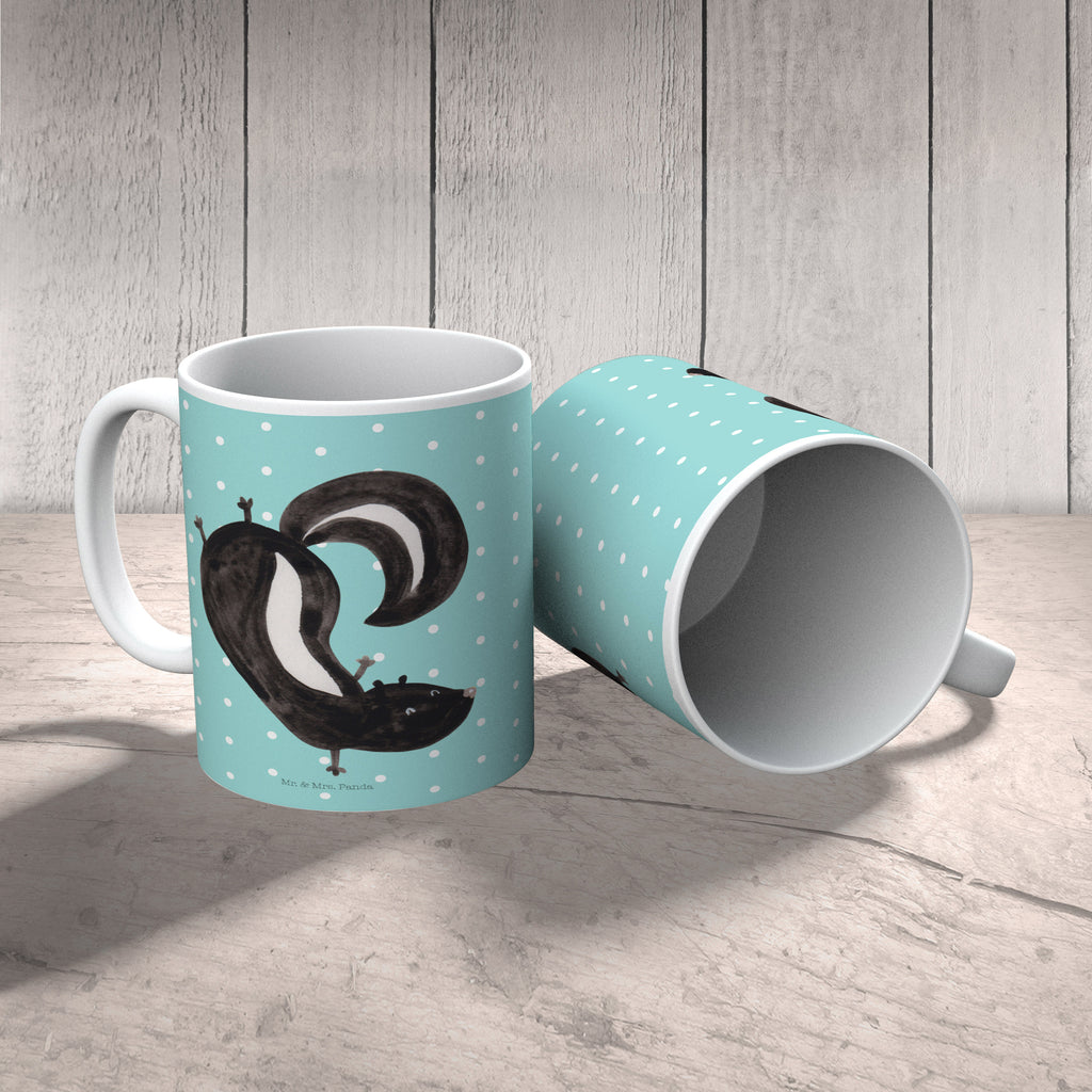 Tasse Stinktier Handstand Tasse, Kaffeetasse, Teetasse, Becher, Kaffeebecher, Teebecher, Keramiktasse, Porzellantasse, Büro Tasse, Geschenk Tasse, Tasse Sprüche, Tasse Motive, Kaffeetassen, Tasse bedrucken, Designer Tasse, Cappuccino Tassen, Schöne Teetassen, Stinktier, Skunk, Wildtier, Raubtier, Stinker, Stinki, Spielplatz, verpielt, Kind