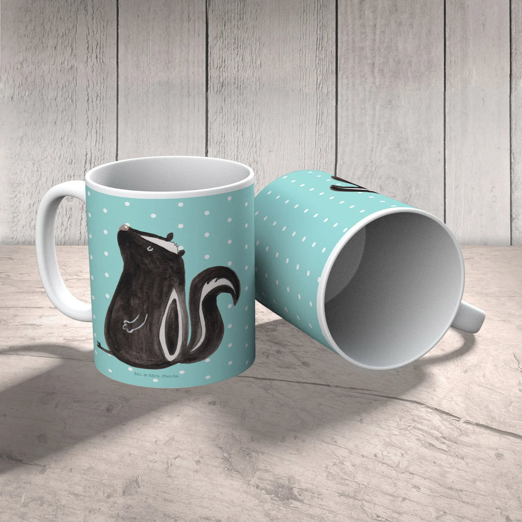 Tasse Stinktier Sitzen Tasse, Kaffeetasse, Teetasse, Becher, Kaffeebecher, Teebecher, Keramiktasse, Porzellantasse, Büro Tasse, Geschenk Tasse, Tasse Sprüche, Tasse Motive, Kaffeetassen, Tasse bedrucken, Designer Tasse, Cappuccino Tassen, Schöne Teetassen, Stinktier, Skunk, Wildtier, Raubtier, Stinker, Stinki, Spruch, Büro, Recht, Besserwisser