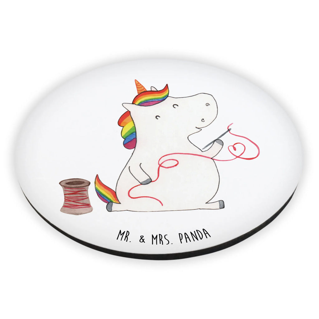 Rund Magnet Einhorn Näherin Kühlschrankmagnet, Pinnwandmagnet, Souvenir Magnet, Motivmagnete, Dekomagnet, Whiteboard Magnet, Notiz Magnet, Kühlschrank Dekoration, Einhorn, Einhörner, Einhorn Deko, Pegasus, Unicorn, Näherin, nähen, Mädchen, Freundin, Häkeln, Stricken, basteln, Nähzimmer