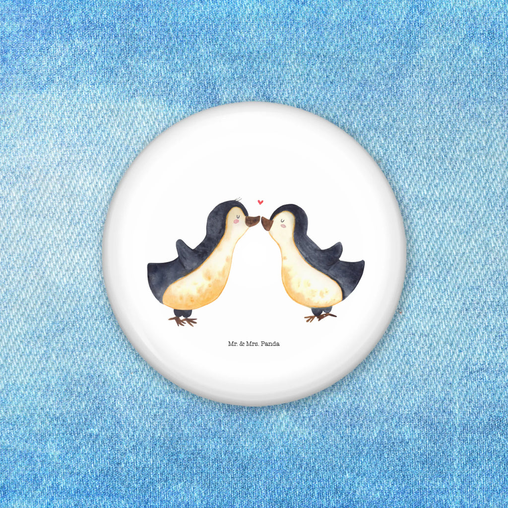 Button Pinguin Liebe 50mm Button, Button, Pin, Anstecknadel, Liebe, Partner, Freund, Freundin, Ehemann, Ehefrau, Heiraten, Verlobung, Heiratsantrag, Liebesgeschenk, Jahrestag, Hocheitstag, Pinguin, Pinguine, Pinguin Paar, Pinguinpaar, Pinguin Liebe, Paar, Pärchen. Liebespaar, Liebesbeweis, Liebesspruch, Hochzeitstag, Geschenk Freund, Geschenk Freundin, Verlobte, Verlobter, Love, Geschenk Hochzeitstag, Geschenkidee, Hochzeit, Gastgeschenk