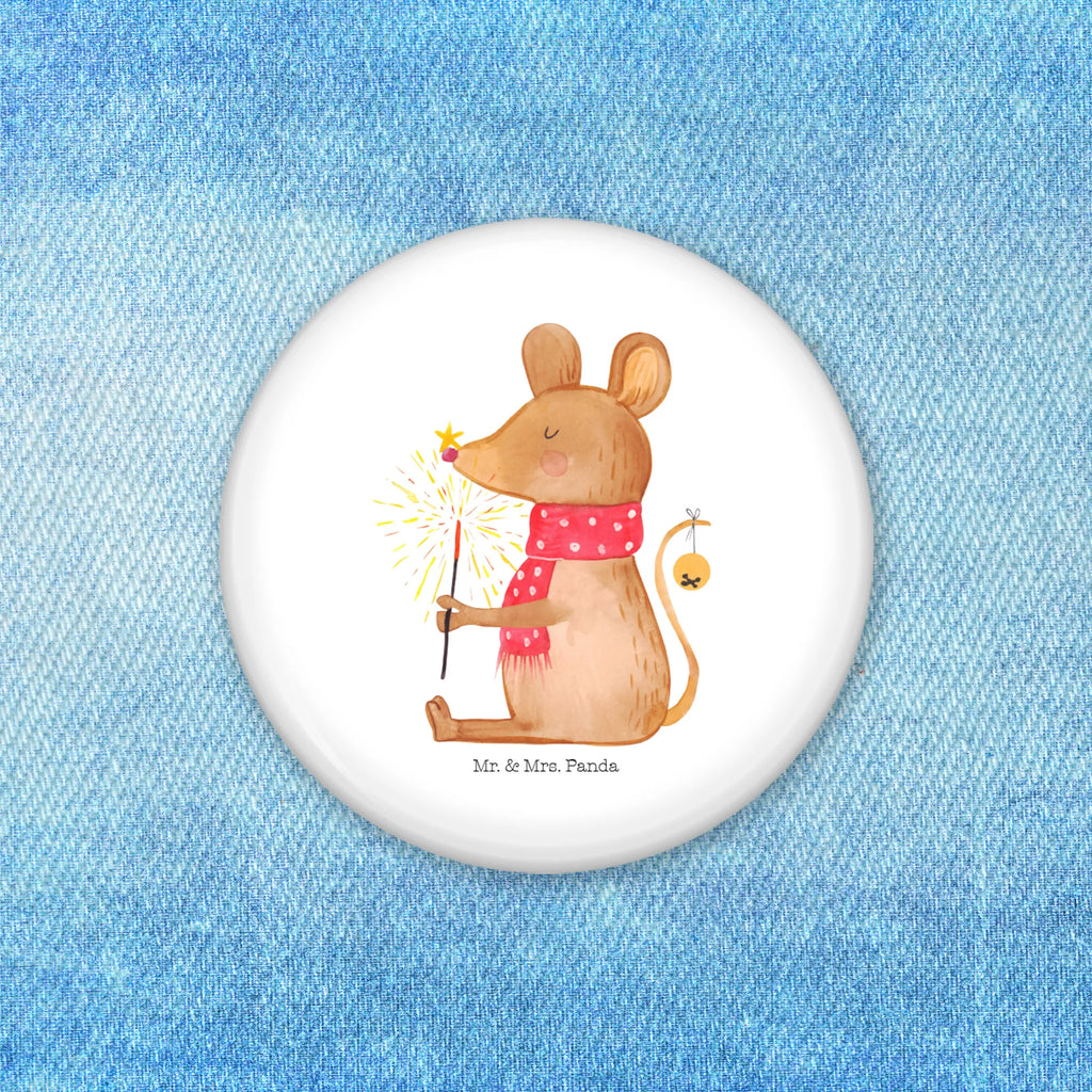 Button Weihnachtsmaus 50mm Button, Button, Pin, Anstecknadel, Winter, Weihnachten, Weihnachtsdeko, Nikolaus, Advent, Heiligabend, Wintermotiv, Frohe Weihnachten, Weihnachtsgruß, Weihnachtsmotiv, Maus, Mäuschen, Weihnachtswunder