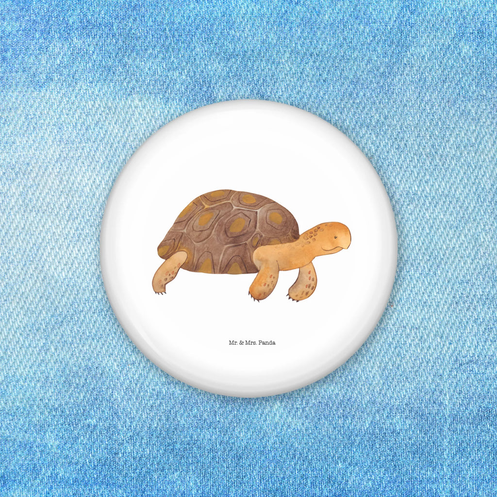 Button Schildkröte marschiert 50mm Button, Button, Pin, Anstecknadel, Meerestiere, Meer, Urlaub, Schildkröte, Schildkröten, get lost, Abenteuer, Reiselust, Inspiration, Neustart, Motivation, Lieblingsmensch