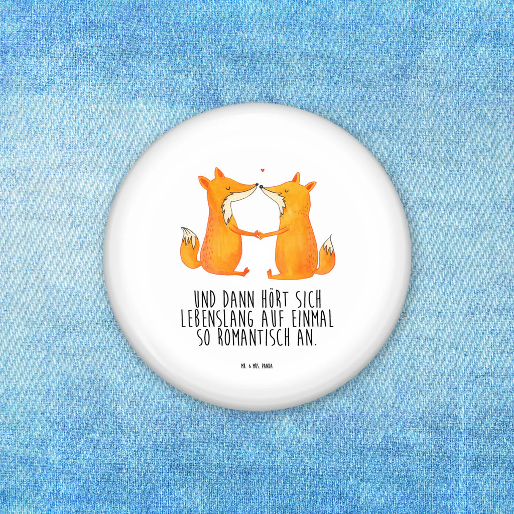 Button Füchse Liebe 50mm Button, Button, Pin, Anstecknadel, Fuchs, Füchse, Fox, Liebe, Liebespaar, Paar, Partner, Freundin, Freund, Ehe, Verlobte, Ehemann, Ehefrau, Liebesbeweis