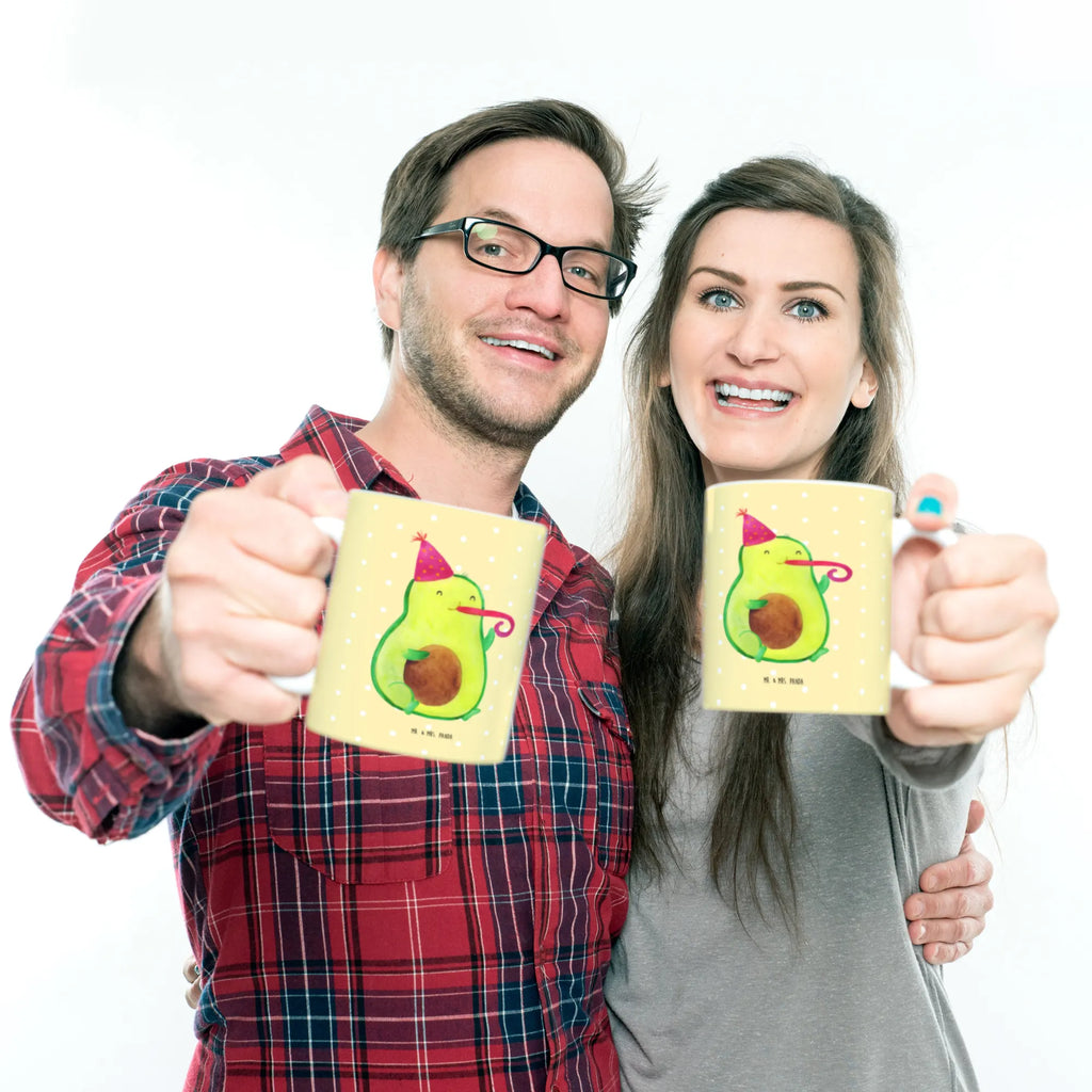 Kindertasse Avocado Partyhupe Kindertasse, Kinder Tasse, Kunststoff Tasse, Kindergarten Tasse, Trinkbecher, Camping Becher, Kaffeetasse, Kunststoffbecher, Kindergartenbecher, Outdoorgeschirr, Kunststoffgeschirr, Reisebecher, Reisetasse, Kinderbecher, Bruchfeste Tasse, Bruchsichere Tasse, Plastik Tasse, Plastiktasse, Avocado, Veggie, Vegan, Gesund, Party, Feierlichkeit, Feier, Fete, Geburtstag, Gute Laune, Tröte