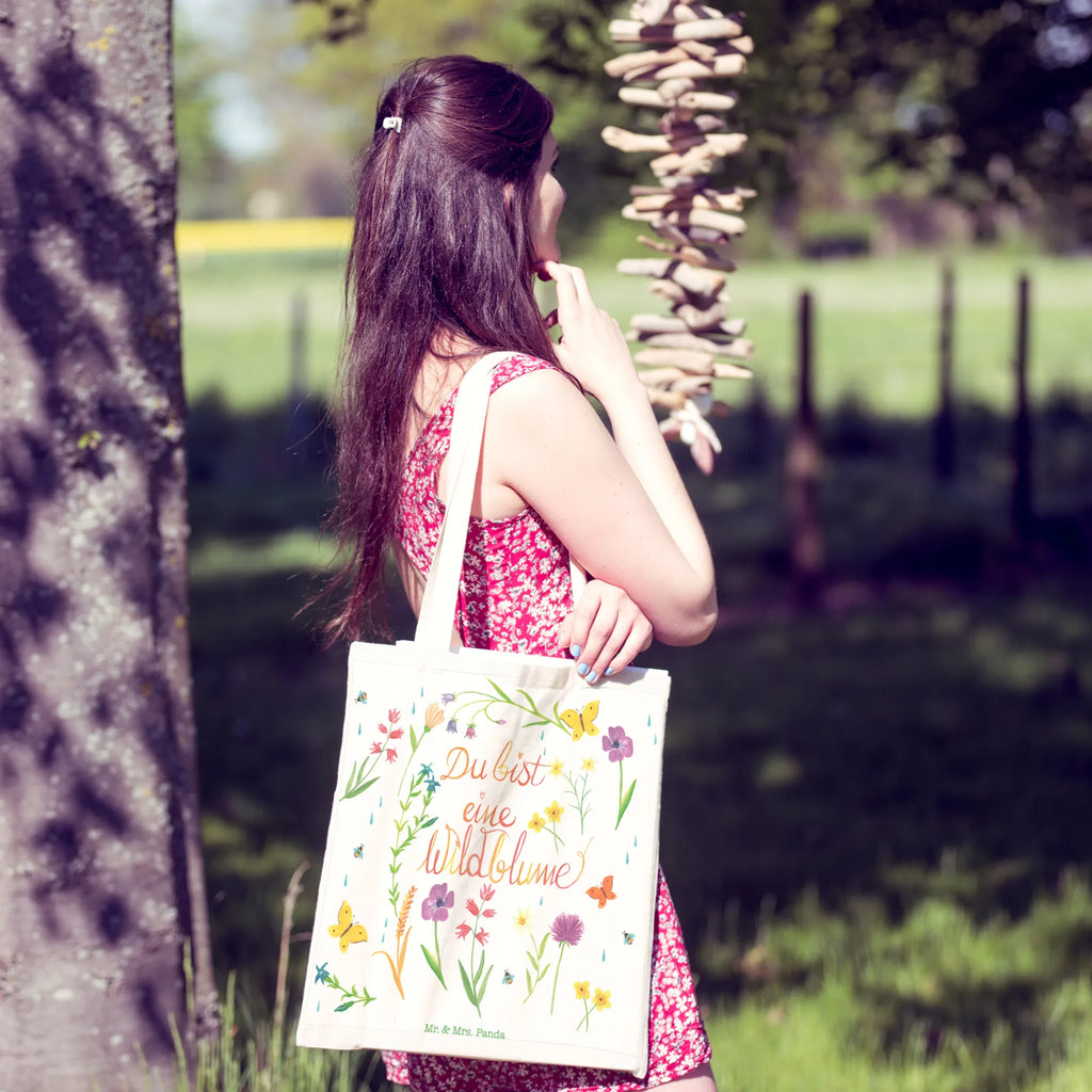 Einkaufstasche Du bist eine Wildblume Tragetasche, Tasche, Beutel, Stofftasche, Baumwolltasche, Umhängetasche, Shopper, Einkaufstasche, Beuteltasche, Blumen Deko, Frühlings Deko, Sommer Deko, Dekoration, positive Botschaft, Naturliebhaber, Outdoor, Natur, Abenteuer, Wildblume, wild, Geschenk Frauen, Geschenk Freundin, Kompliment, Blumen Motiv, Jahrestag, Natur Motiv, Hochzeitstag