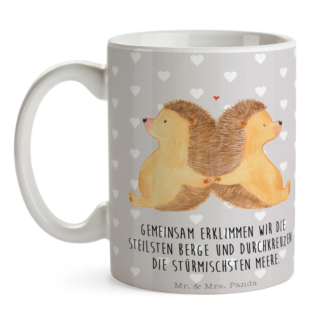 Tasse Igel händchenhaltend Tasse, Kaffeetasse, Teetasse, Becher, Kaffeebecher, Teebecher, Keramiktasse, Porzellantasse, Büro Tasse, Geschenk Tasse, Tasse Sprüche, Tasse Motive, Kaffeetassen, Tasse bedrucken, Designer Tasse, Cappuccino Tassen, Schöne Teetassen, Liebe, Partner, Freund, Freundin, Ehemann, Ehefrau, Heiraten, Verlobung, Heiratsantrag, Liebesgeschenk, Jahrestag, Hocheitstag, Igel, Igelliebe, Hand in Hand, Liebesbeweis, große Liebe, Liebesbotschaft, Hochzeit, Lieblingsmensch, Gemeinsamkeit, Love, Geschenk für zwei