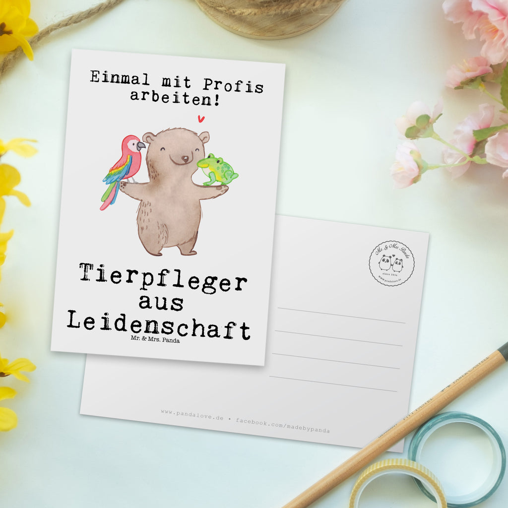 Postkarte Tierpfleger aus Leidenschaft Postkarte, Karte, Geschenkkarte, Grußkarte, Einladung, Ansichtskarte, Geburtstagskarte, Einladungskarte, Dankeskarte, Ansichtskarten, Einladung Geburtstag, Einladungskarten Geburtstag, Beruf, Ausbildung, Jubiläum, Abschied, Rente, Kollege, Kollegin, Geschenk, Schenken, Arbeitskollege, Mitarbeiter, Firma, Danke, Dankeschön