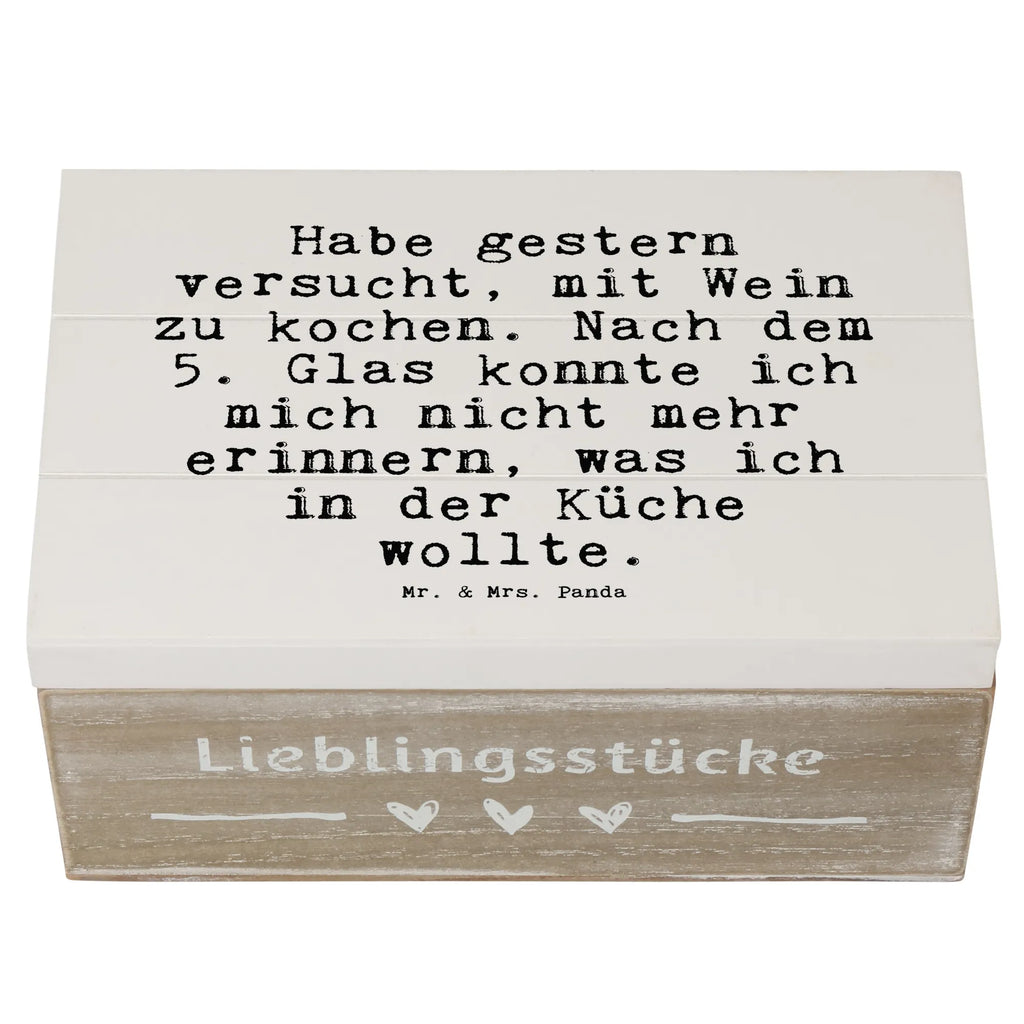 Holzkiste Sprüche und Zitate Habe gestern versucht, mit Wein zu kochen. Nach dem 5. Glas konnte ich mich nicht mehr erinnern, was ich in der Küche wollte. Holzkiste, Kiste, Schatzkiste, Truhe, Schatulle, XXL, Erinnerungsbox, Erinnerungskiste, Dekokiste, Aufbewahrungsbox, Geschenkbox, Geschenkdose, Spruch, Sprüche, lustige Sprüche, Weisheiten, Zitate, Spruch Geschenke, Spruch Sprüche Weisheiten Zitate Lustig Weisheit Worte