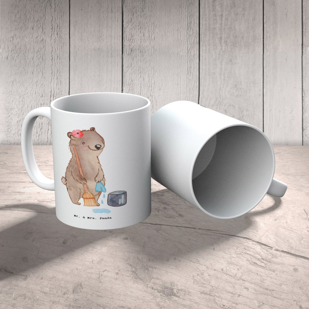 Tasse Reinigungskraft mit Herz Tasse, Kaffeetasse, Teetasse, Becher, Kaffeebecher, Teebecher, Keramiktasse, Porzellantasse, Büro Tasse, Geschenk Tasse, Tasse Sprüche, Tasse Motive, Kaffeetassen, Tasse bedrucken, Designer Tasse, Cappuccino Tassen, Schöne Teetassen, Beruf, Ausbildung, Jubiläum, Abschied, Rente, Kollege, Kollegin, Geschenk, Schenken, Arbeitskollege, Mitarbeiter, Firma, Danke, Dankeschön