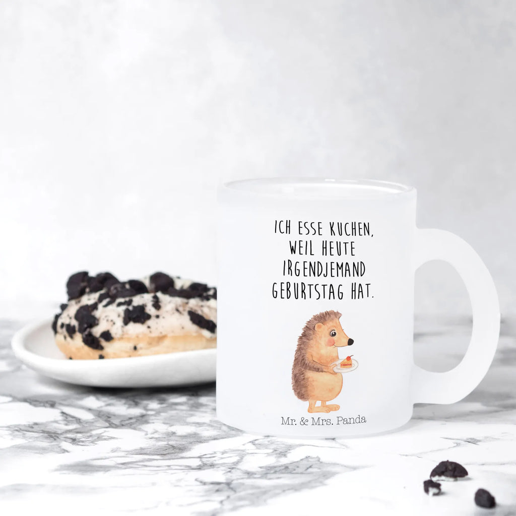 Teetasse Igel mit Kuchenstück Teetasse, Teeglas, Teebecher, Tasse mit Henkel, Tasse, Glas Teetasse, Teetasse aus Glas, Tiermotive, Gute Laune, lustige Sprüche, Tiere, Igel, Essen Spruch, Kuchen, Backen Geschenk, Kuchen backen, Einladung Party, Geburtstagskuchen, Torte