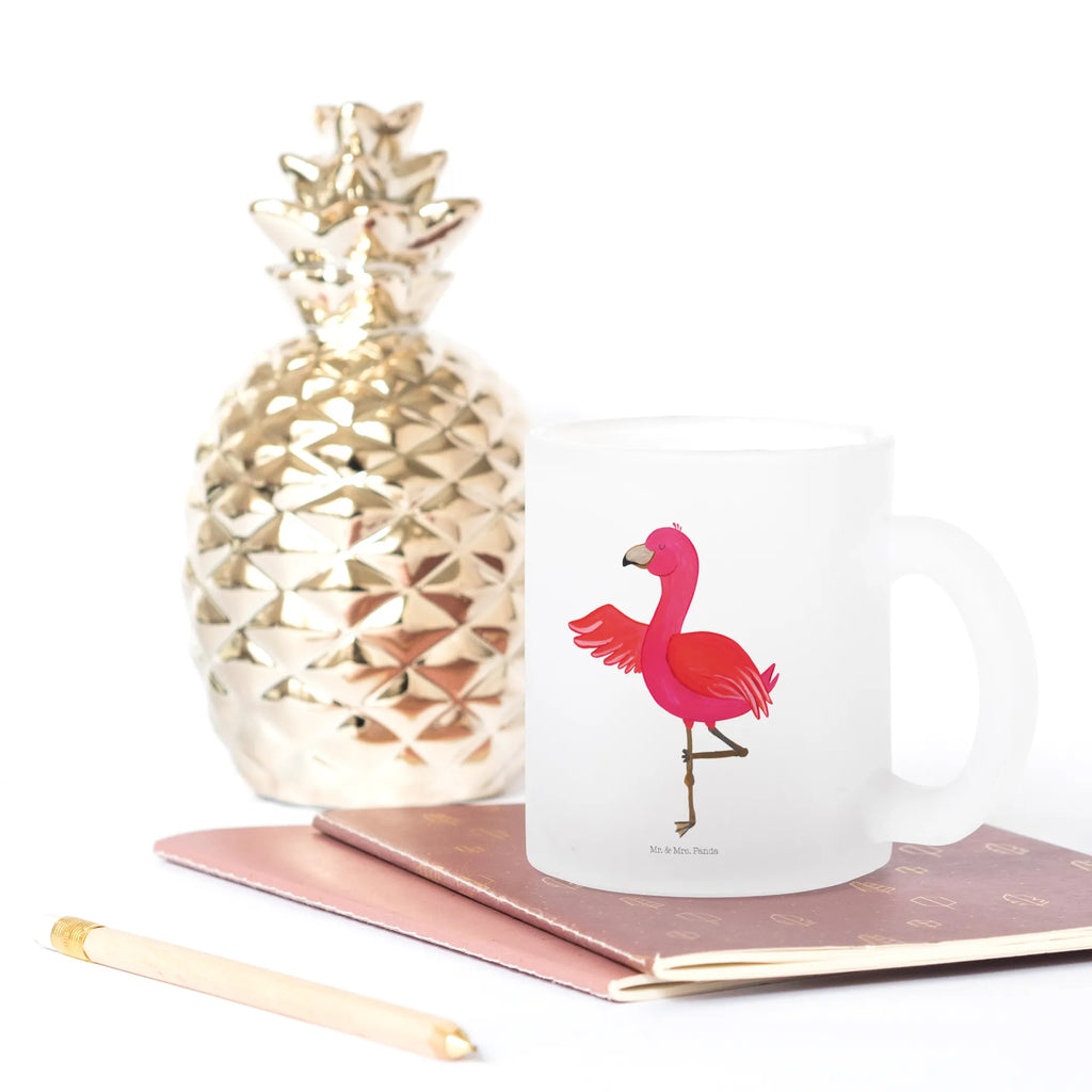 Teetasse Flamingo Yoga Teetasse, Teeglas, Teebecher, Tasse mit Henkel, Tasse, Glas Teetasse, Teetasse aus Glas, Flamingo, Vogel, Yoga, Namaste, Achtsamkeit, Yoga-Übung, Entspannung, Ärger, Aufregen, Tiefenentspannung