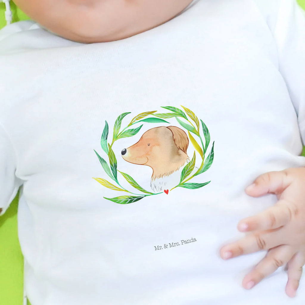 Organic Baby Shirt Hund Blumen Baby T-Shirt, Jungen Baby T-Shirt, Mädchen Baby T-Shirt, Shirt, Hund, Hundemotiv, Haustier, Hunderasse, Tierliebhaber, Hundebesitzer, Sprüche, Ranke, Therapie, Selbsttherapie, Hundeliebe, Hundeglück, Hunde