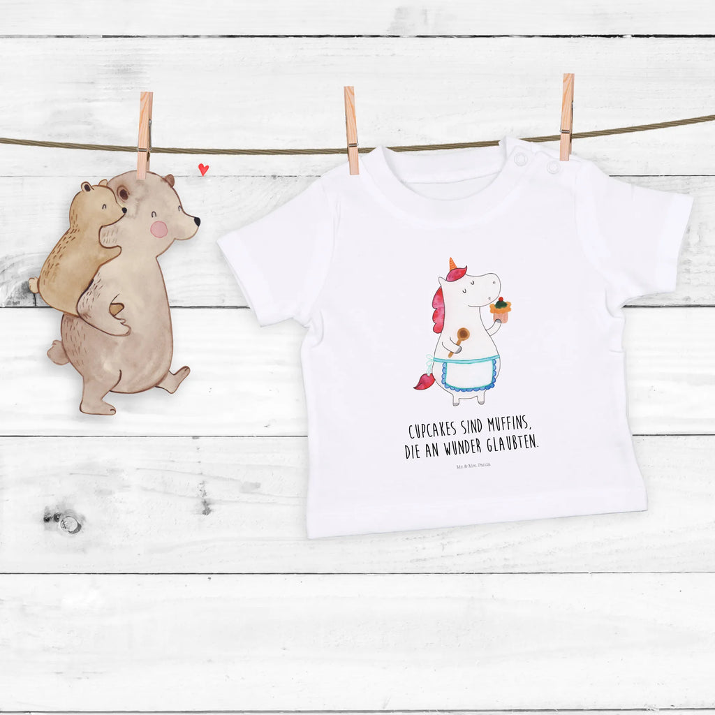 Organic Baby Shirt Einhorn Küche Baby T-Shirt, Jungen Baby T-Shirt, Mädchen Baby T-Shirt, Shirt, Einhorn, Einhörner, Einhorn Deko, Pegasus, Unicorn, backen, Muffin, Motivation, Träumer, träumen, Bäckerin, Hobbykoch, Koch, Torte, Kuchen