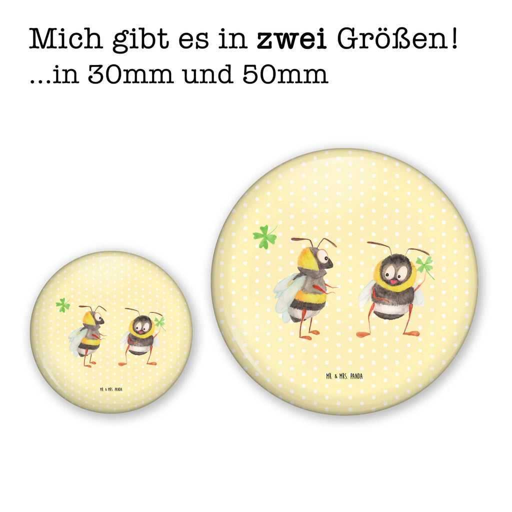 Button Hummeln mit Kleeblatt 50mm Button, Button, Pin, Anstecknadel, Tiermotive, Gute Laune, lustige Sprüche, Tiere, Hummel, Biene, Spruch positiv, Biene Deko, Spruch schön, glücklich sein, glücklich werden, Spruch fröhlich