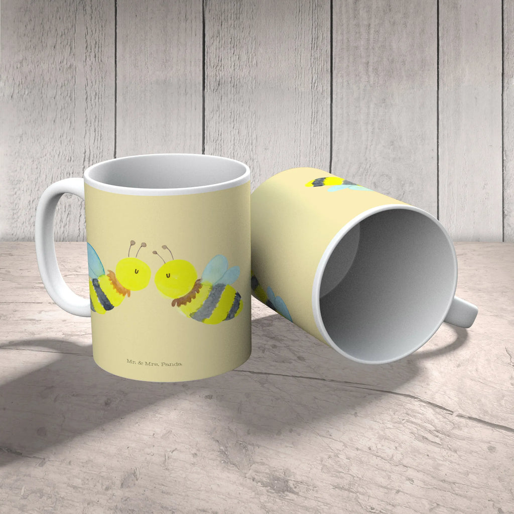 Kindertasse Biene Liebe Kindertasse, Kinder Tasse, Kunststoff Tasse, Kindergarten Tasse, Trinkbecher, Camping Becher, Kaffeetasse, Kunststoffbecher, Kindergartenbecher, Outdoorgeschirr, Kunststoffgeschirr, Reisebecher, Reisetasse, Kinderbecher, Bruchfeste Tasse, Bruchsichere Tasse, Plastik Tasse, Plastiktasse, Biene, Wespe, Hummel