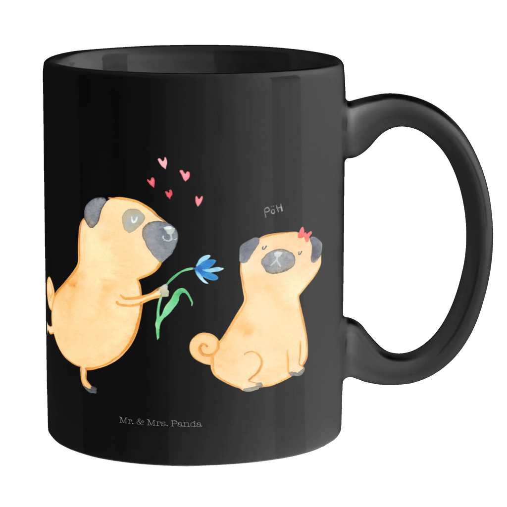 Tasse Mops Verliebt Tasse, Kaffeetasse, Teetasse, Becher, Kaffeebecher, Teebecher, Keramiktasse, Porzellantasse, Büro Tasse, Geschenk Tasse, Tasse Sprüche, Tasse Motive, Kaffeetassen, Tasse bedrucken, Designer Tasse, Cappuccino Tassen, Schöne Teetassen, Hund, Hundemotiv, Haustier, Hunderasse, Tierliebhaber, Hundebesitzer, Sprüche, Mops, Möpse, Hundeliebe, verliebt, Liebe, Liebesspruch. Verlobt, Geschenk Freund, Partner