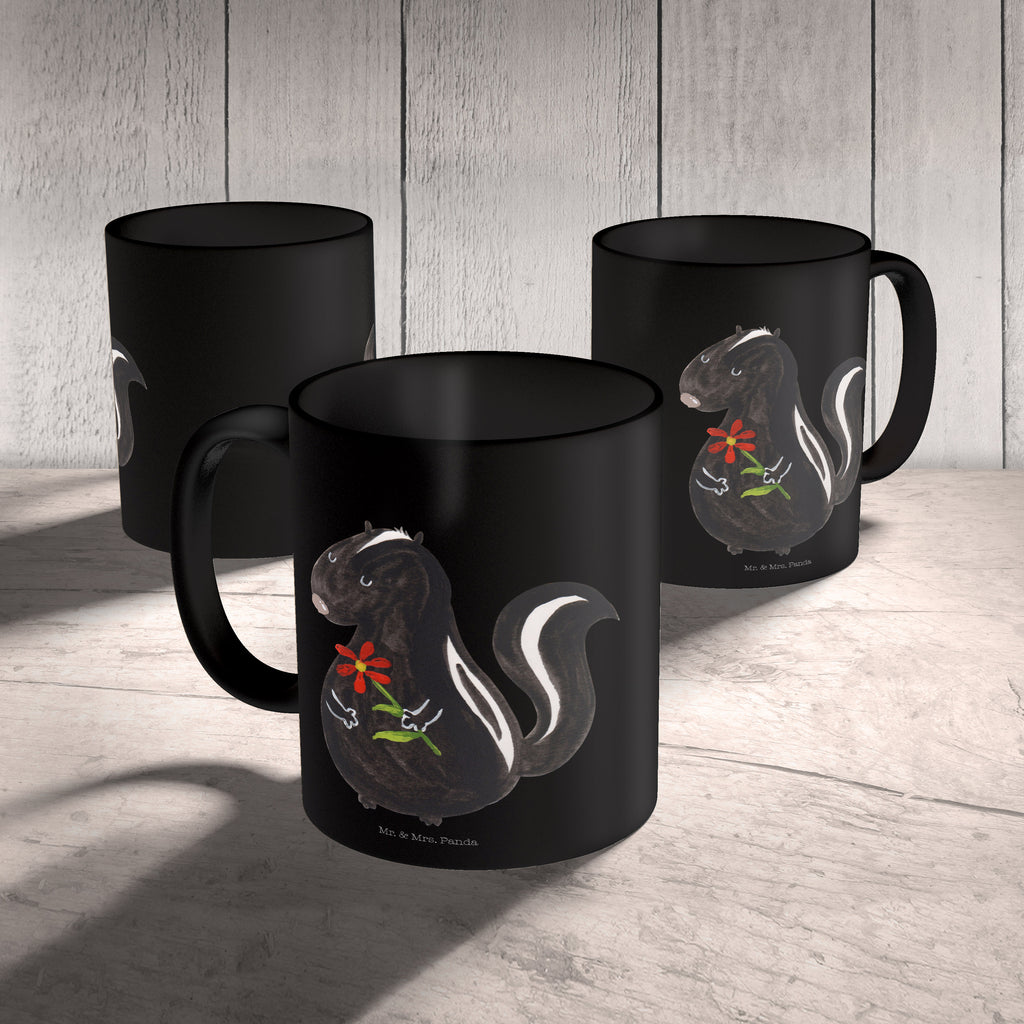 Tasse Stinktier Blume Tasse, Kaffeetasse, Teetasse, Becher, Kaffeebecher, Teebecher, Keramiktasse, Porzellantasse, Büro Tasse, Geschenk Tasse, Tasse Sprüche, Tasse Motive, Kaffeetassen, Tasse bedrucken, Designer Tasse, Cappuccino Tassen, Schöne Teetassen, Stinktier, Skunk, Wildtier, Raubtier, Stinker, Stinki, Tagträumer, verträumt, Dreams, Träume