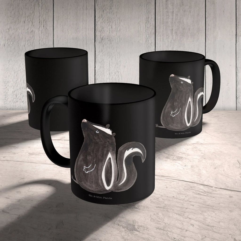 Tasse Stinktier Sitzen Tasse, Kaffeetasse, Teetasse, Becher, Kaffeebecher, Teebecher, Keramiktasse, Porzellantasse, Büro Tasse, Geschenk Tasse, Tasse Sprüche, Tasse Motive, Kaffeetassen, Tasse bedrucken, Designer Tasse, Cappuccino Tassen, Schöne Teetassen, Stinktier, Skunk, Wildtier, Raubtier, Stinker, Stinki, Spruch, Büro, Recht, Besserwisser