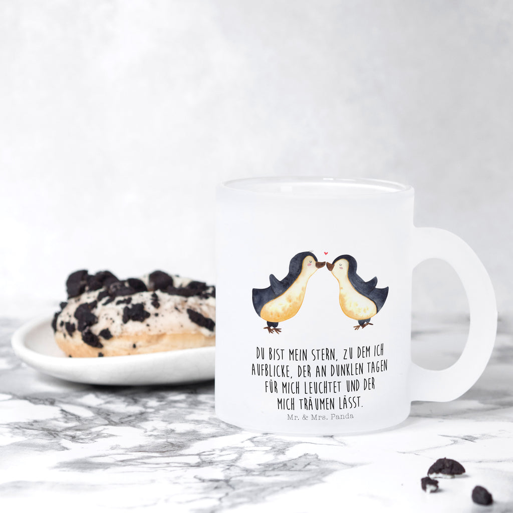 Teetasse Pinguin Liebe Teetasse, Teeglas, Teebecher, Tasse mit Henkel, Tasse, Glas Teetasse, Teetasse aus Glas, Liebe, Partner, Freund, Freundin, Ehemann, Ehefrau, Heiraten, Verlobung, Heiratsantrag, Liebesgeschenk, Jahrestag, Hocheitstag, Pinguin, Pinguine, Pinguin Paar, Pinguinpaar, Pinguin Liebe, Paar, Pärchen. Liebespaar, Liebesbeweis, Liebesspruch, Hochzeitstag, Geschenk Freund, Geschenk Freundin, Verlobte, Verlobter, Love, Geschenk Hochzeitstag, Geschenkidee, Hochzeit, Gastgeschenk