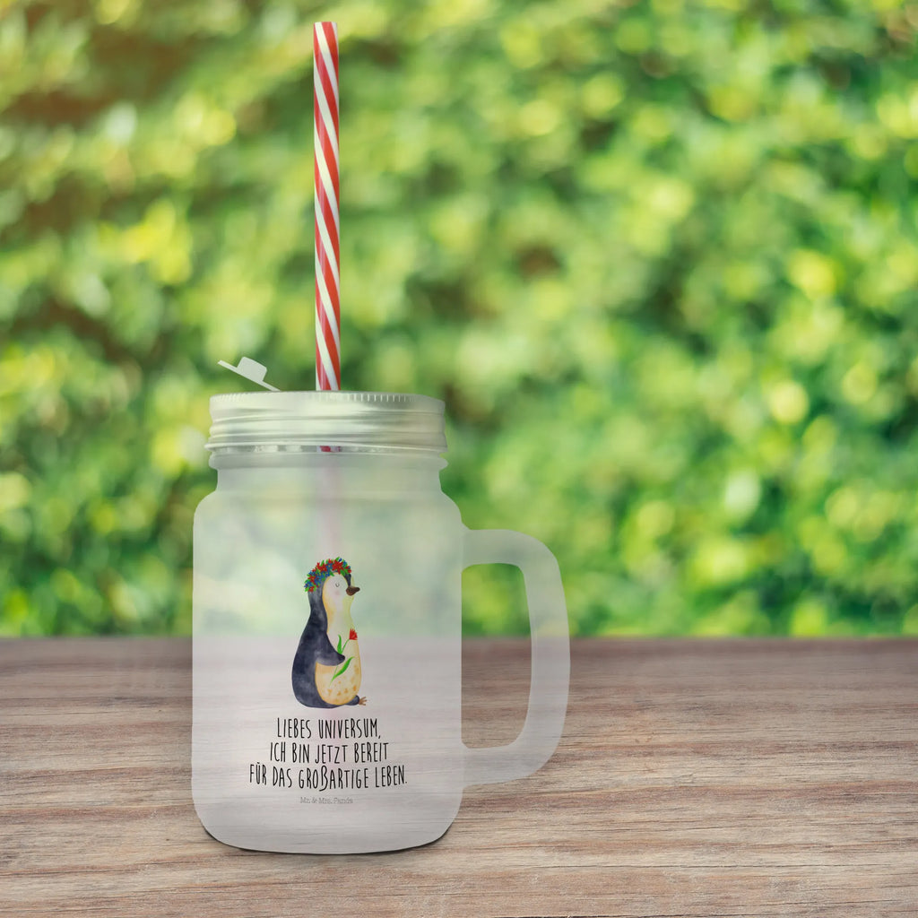 Trinkglas Mason Jar Pinguin Blumenkranz Mason Jar, Glas, Trinkglas, Henkelglas, Sommerglas, Einmachglas, Cocktailglas, Cocktail-Glas, Mason Jar Trinkglas, Satiniertes Glas, Retro-Glas, Strohhalm Glas, Schraubdeckel Glas, Sommerparty Einrichtung, Pinguin, Pinguine, Blumenkranz, Universum, Leben, Wünsche, Ziele, Lebensziele, Motivation, Lebenslust, Liebeskummer, Geschenkidee