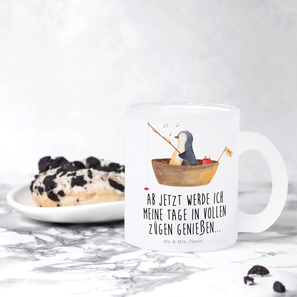 Teetasse Pinguin Angelboot Teetasse, Teeglas, Teebecher, Tasse mit Henkel, Tasse, Glas Teetasse, Teetasse aus Glas, Pinguin, Pinguine, Angeln, Boot, Angelboot, Lebenslust, Leben, genießen, Motivation, Neustart, Neuanfang, Trennung, Scheidung, Geschenkidee Liebeskummer