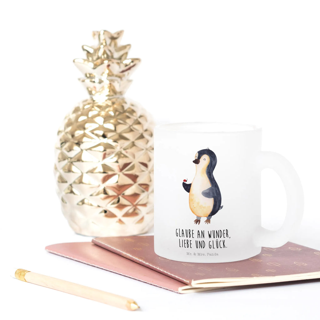 Teetasse Pinguin Marienkäfer Teetasse, Teeglas, Teebecher, Tasse mit Henkel, Tasse, Glas Teetasse, Teetasse aus Glas, Pinguin, Pinguine, Marienkäfer, Liebe, Wunder, Glück, Freude, Lebensfreude