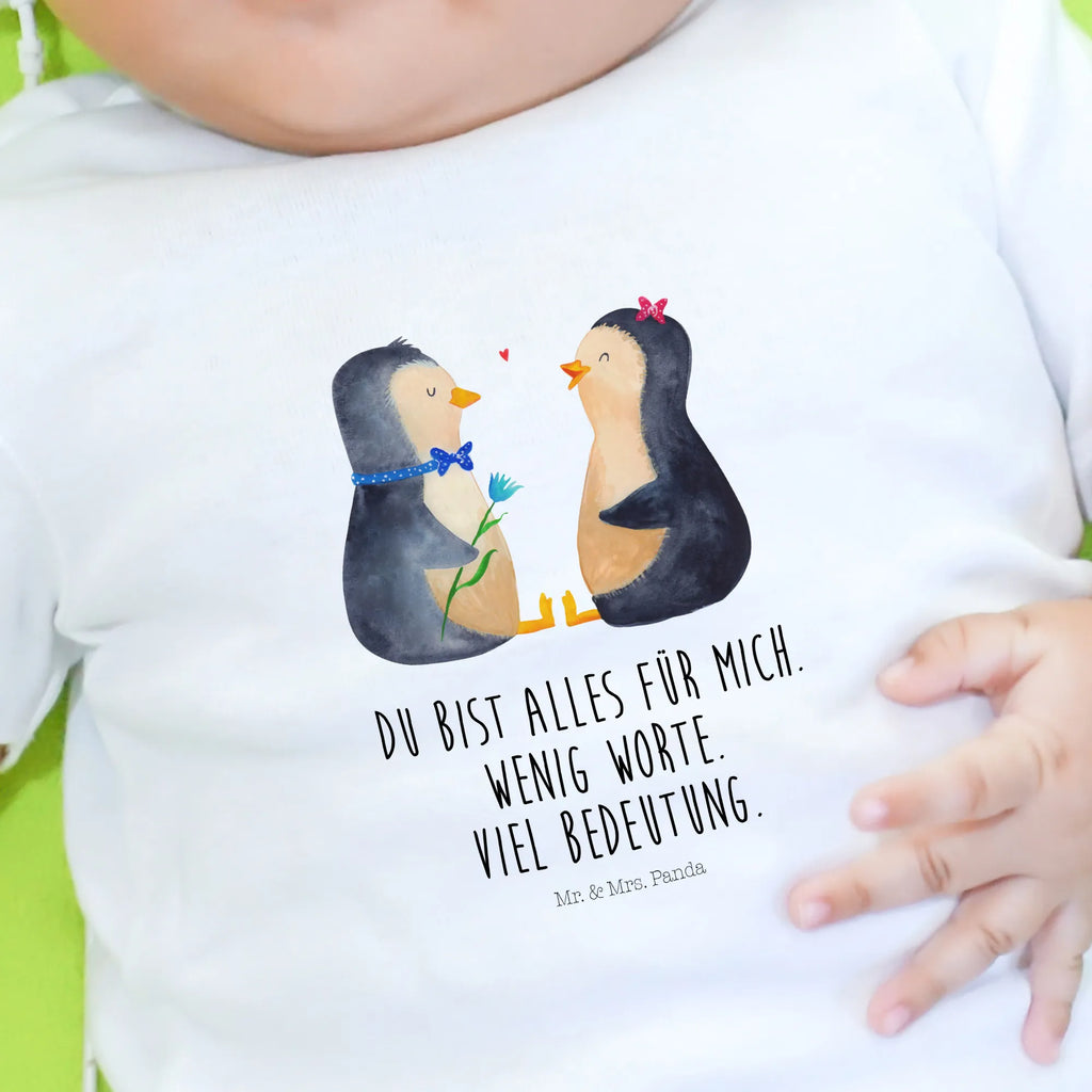 Organic Baby Shirt Pinguin Pärchen Baby T-Shirt, Jungen Baby T-Shirt, Mädchen Baby T-Shirt, Shirt, Pinguin, Pinguine, Liebe, Liebespaar, Liebesbeweis, Liebesgeschenk, Verlobung, Jahrestag, Hochzeitstag, Hochzeit, Hochzeitsgeschenk, große Liebe, Traumpaar