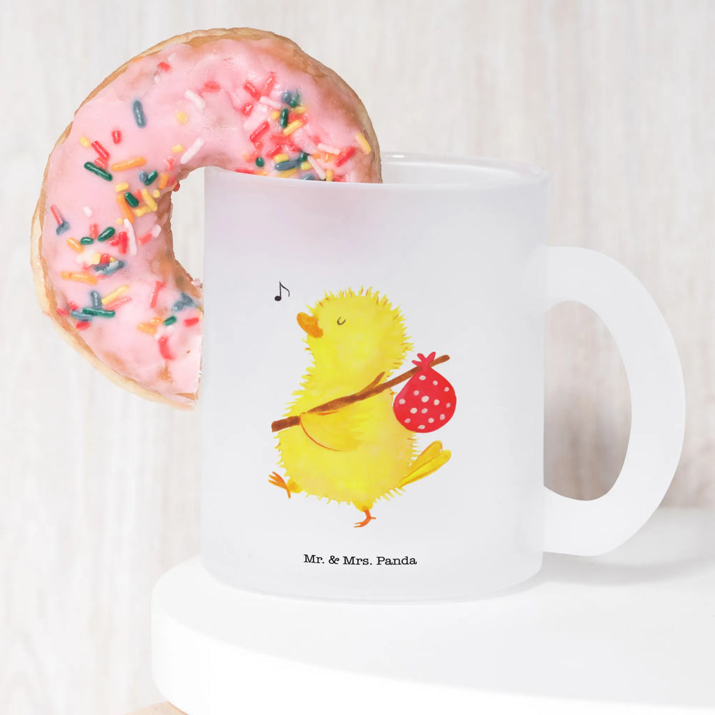 Teetasse Küken Wanderer Teetasse, Teeglas, Teebecher, Tasse mit Henkel, Tasse, Glas Teetasse, Teetasse aus Glas, Ostern, Osterhase, Ostergeschenke, Osternest, Osterdeko, Geschenke zu Ostern, Ostern Geschenk, Ostergeschenke Kinder, Ostern Kinder, Küken, Osterei, Ostereier, Ei, Frühlingsgefühle, Freude, Grüße, liebe Grüße, Frohe Ostern, Ostergrüße, Flausen, Wunder, Reisen, Weltenbummler, Zeit, Zeitmanagement, Backpacker