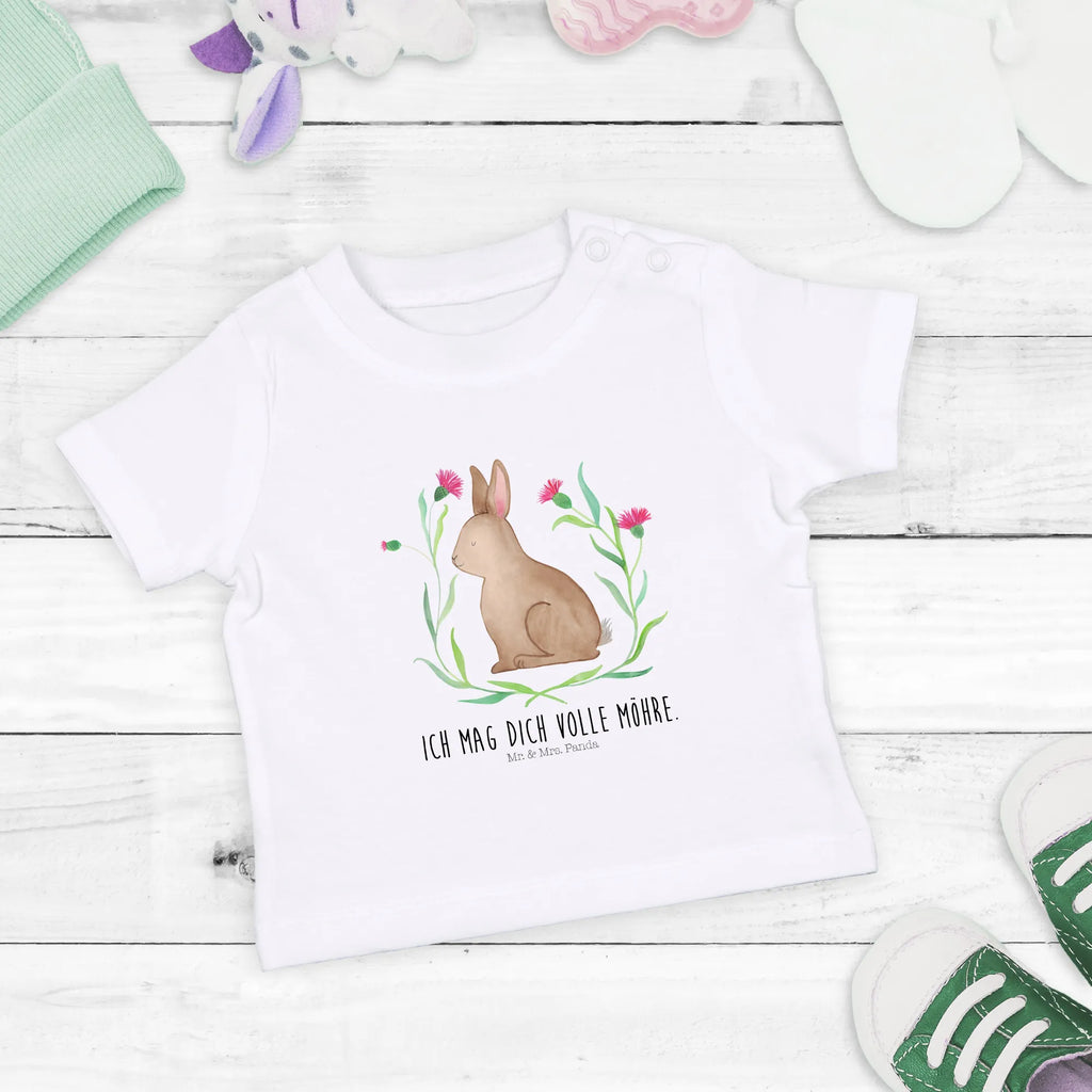 Organic Baby Shirt Hase Sitzen Baby T-Shirt, Jungen Baby T-Shirt, Mädchen Baby T-Shirt, Shirt, Ostern, Osterhase, Ostergeschenke, Osternest, Osterdeko, Geschenke zu Ostern, Ostern Geschenk, Ostergeschenke Kinder, Ostern Kinder, Frohe Ostern, Ostergrüße, Osterblume, Liebe, Grüße, Hase, Kaninchen