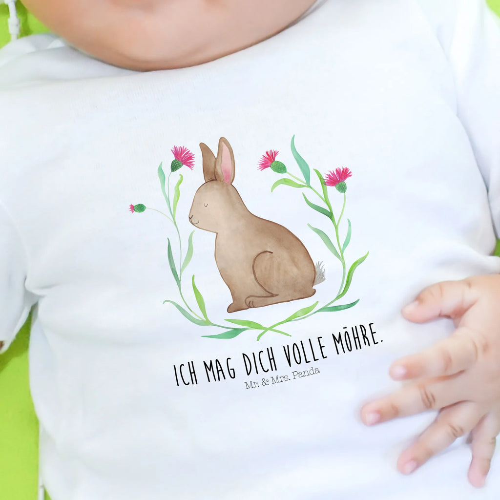 Organic Baby Shirt Hase Sitzen Baby T-Shirt, Jungen Baby T-Shirt, Mädchen Baby T-Shirt, Shirt, Ostern, Osterhase, Ostergeschenke, Osternest, Osterdeko, Geschenke zu Ostern, Ostern Geschenk, Ostergeschenke Kinder, Ostern Kinder, Frohe Ostern, Ostergrüße, Osterblume, Liebe, Grüße, Hase, Kaninchen