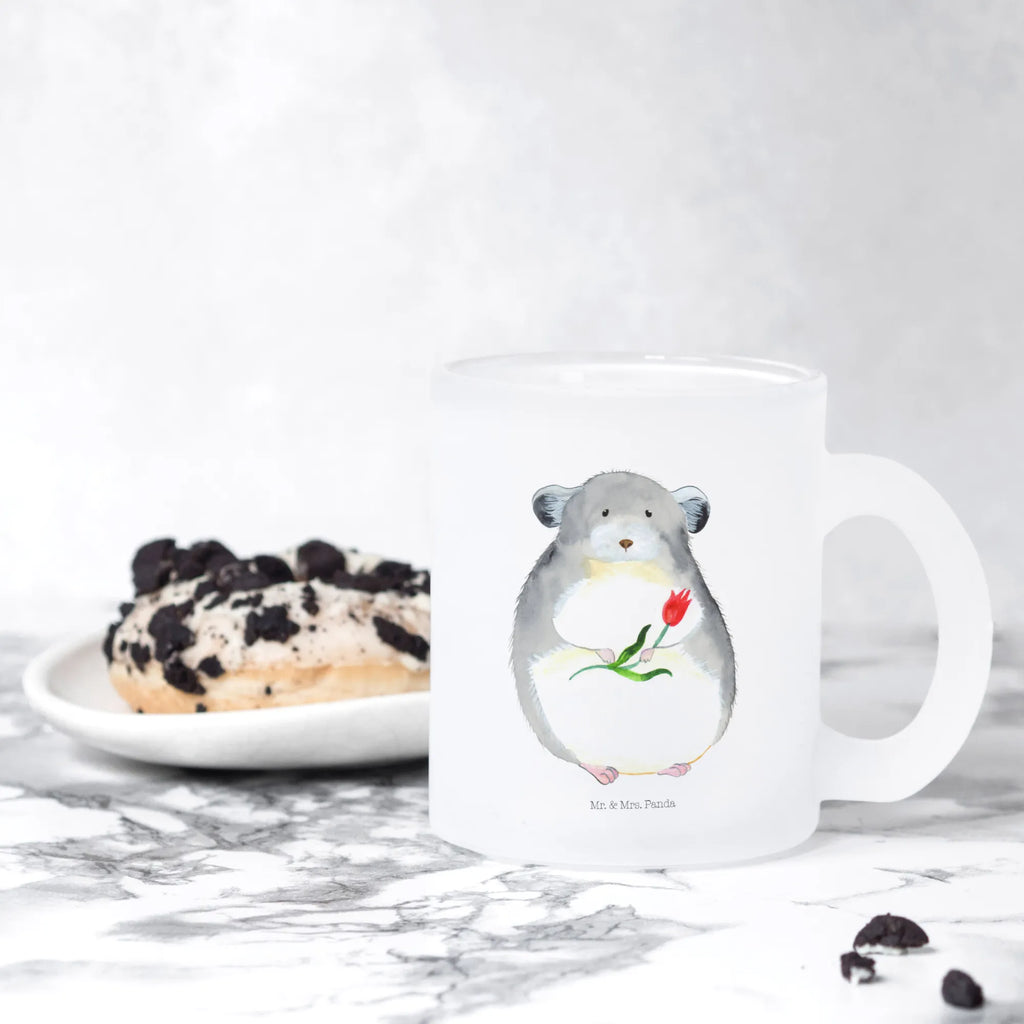 Teetasse Chinchilla mit Blume Teetasse, Teeglas, Teebecher, Tasse mit Henkel, Tasse, Glas Teetasse, Teetasse aus Glas, Tiermotive, Gute Laune, lustige Sprüche, Tiere, Chinchilla, Chinchillas, Liebeskummer, Kummer, Depressionen, traurig sein, Chaos, Glücklichsein, Büro, Büroalltag