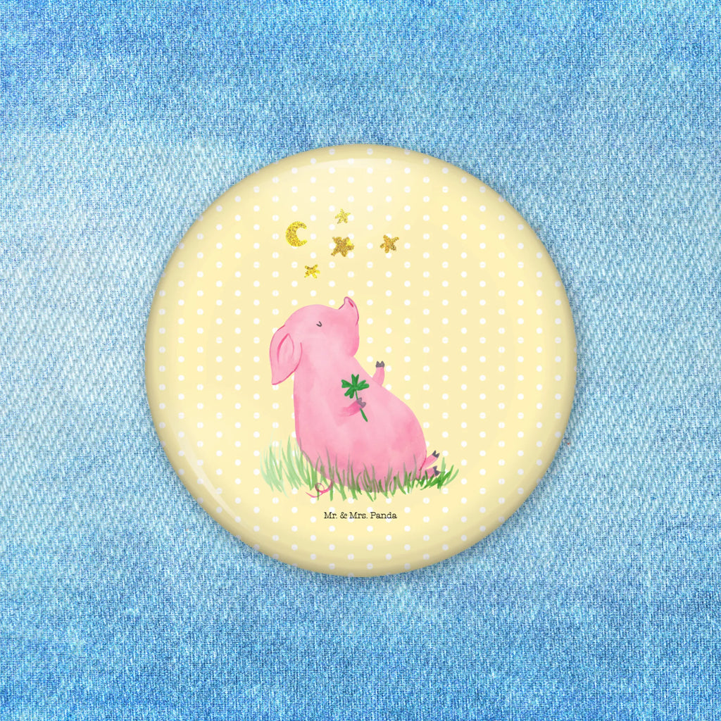 Button Glücksschwein 50mm Button, Button, Pin, Anstecknadel, Tiermotive, Gute Laune, lustige Sprüche, Tiere, Glücksschwein. Glück, Schwein, Schweinchen, Sterne, Sernchen, Ziele, Träume, Motivation, Glücksbringer