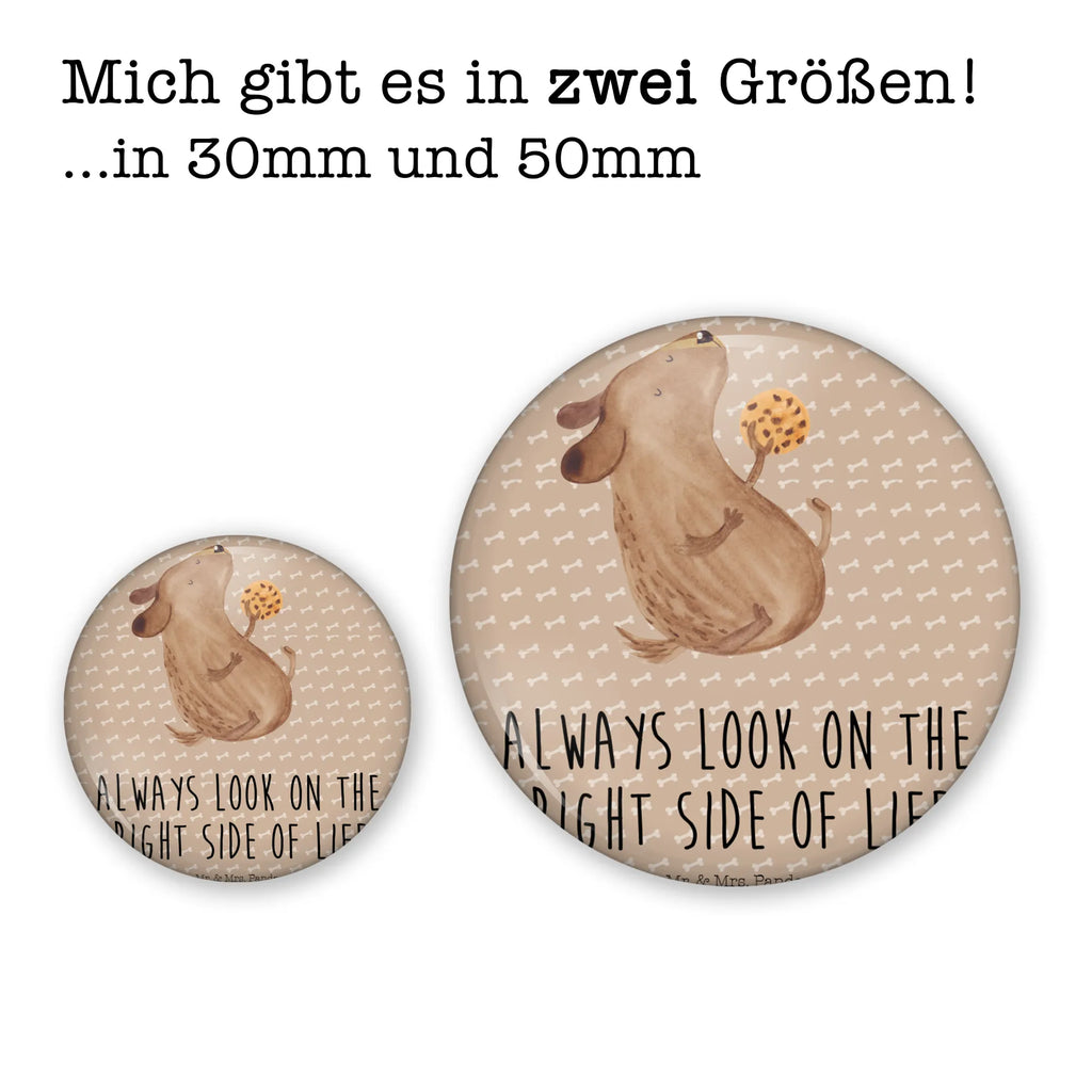 Button Hund Keks 50mm Button, Button, Pin, Anstecknadel, Hund, Hundemotiv, Haustier, Hunderasse, Tierliebhaber, Hundebesitzer, Sprüche, Hundekekse, Leckerli, Hundeleckerli, Hundesnacks